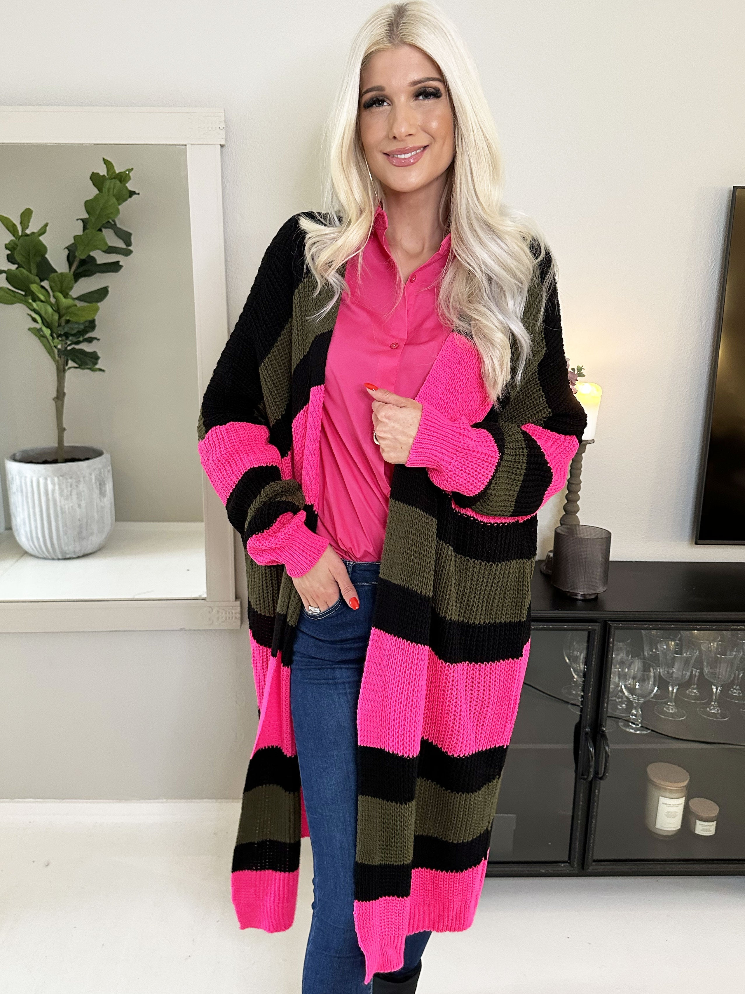 Fekla - Lång stickad kofta med flerfärgade ränder - Grey