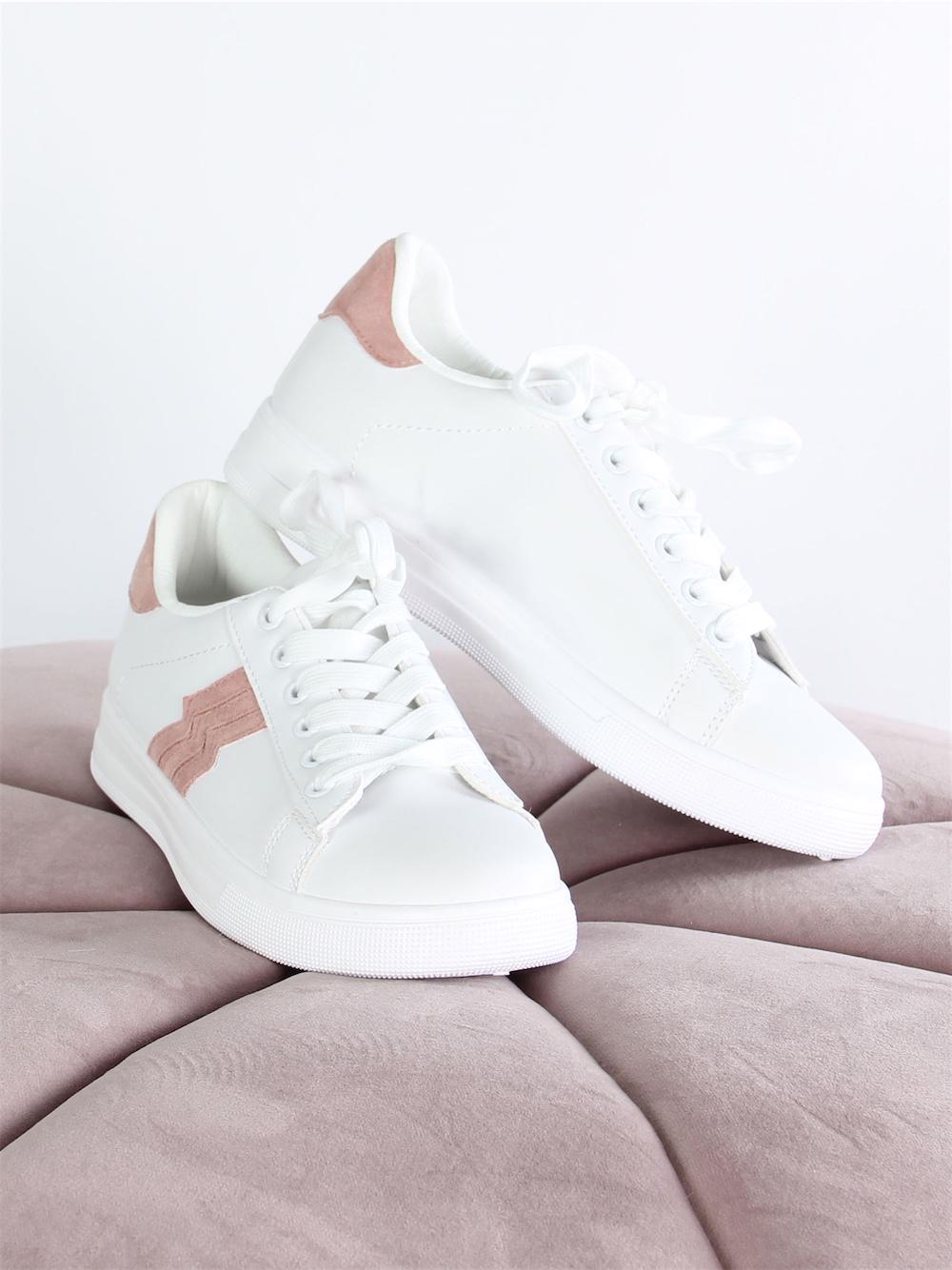 Maira - Vita sneakers med svarta detaljer och vit sula