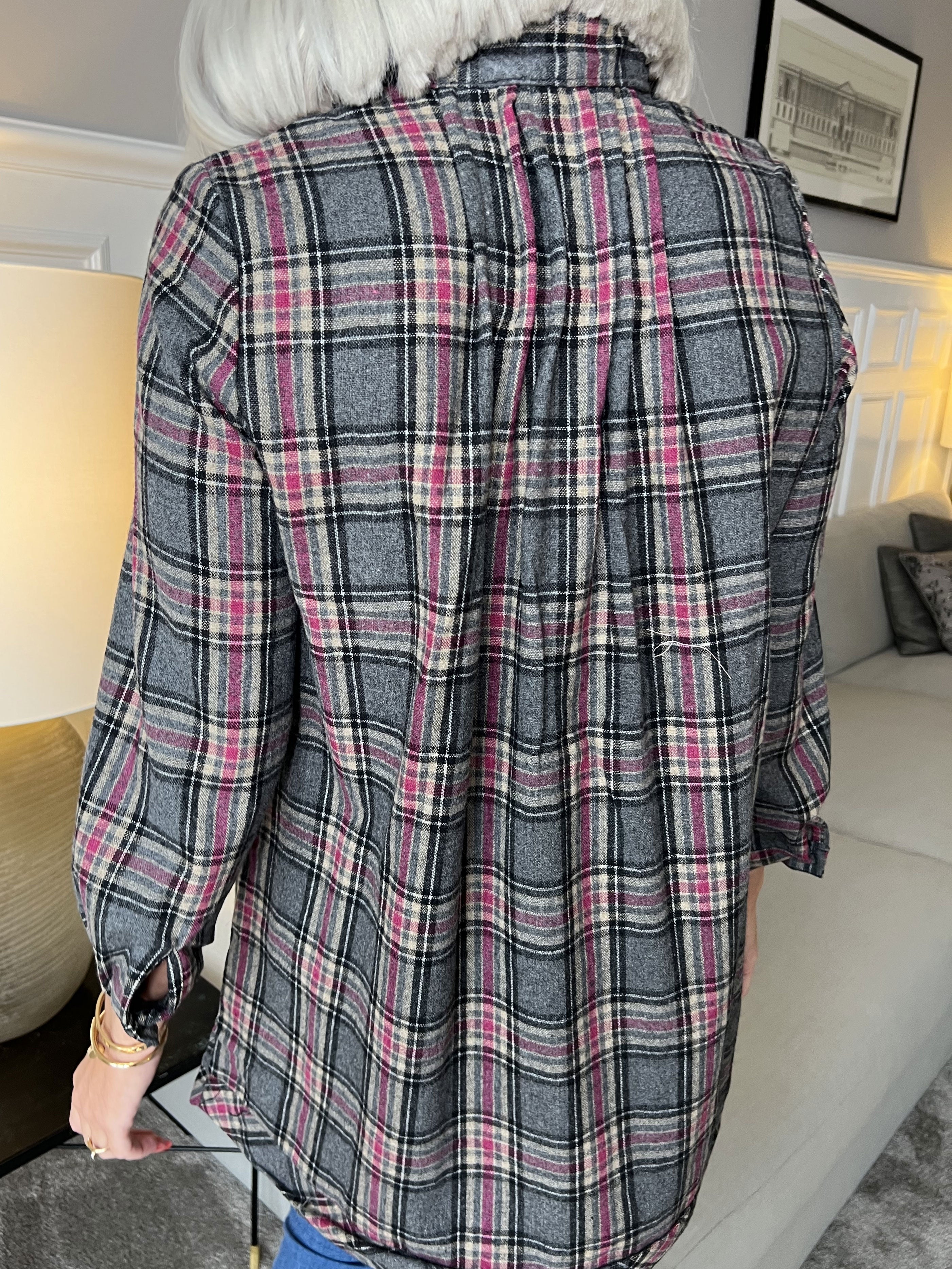 Sandra - Mjuk rutig skjorta i ull