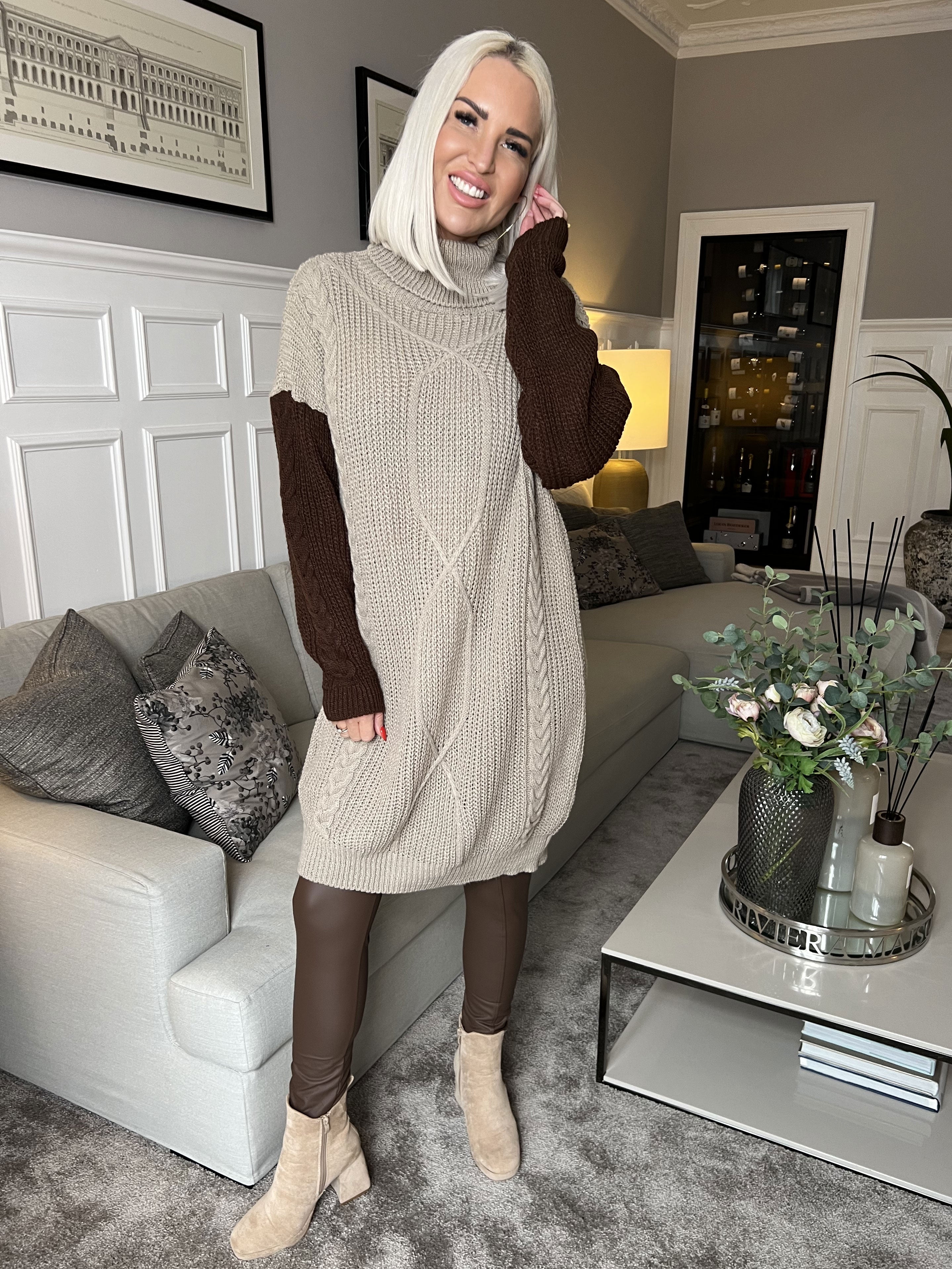 Tenna - Tvåfärgad klänning i kabelstickning - Army