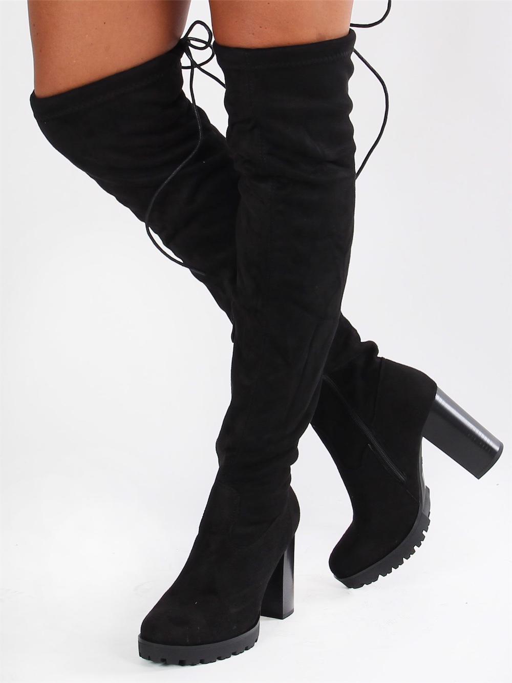 ChaCha - Svarta overknee boots med bred klack