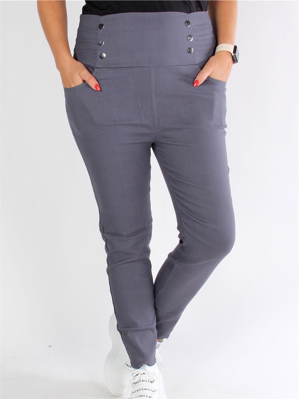 Alette - Svarta byxor i denimlook med silverdetaljer framtill