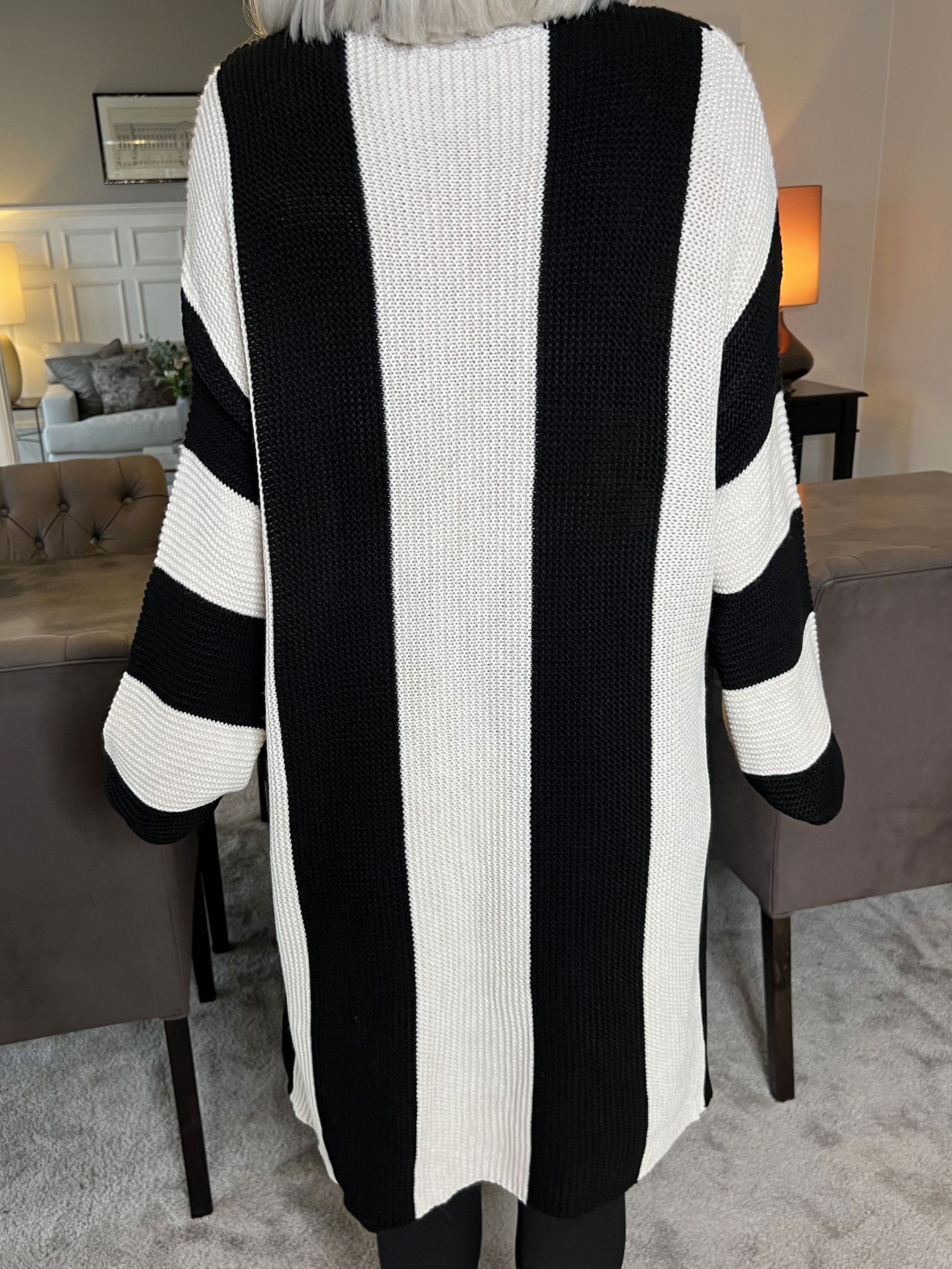 Alitta - Randig klänning i trikå med rullkrage