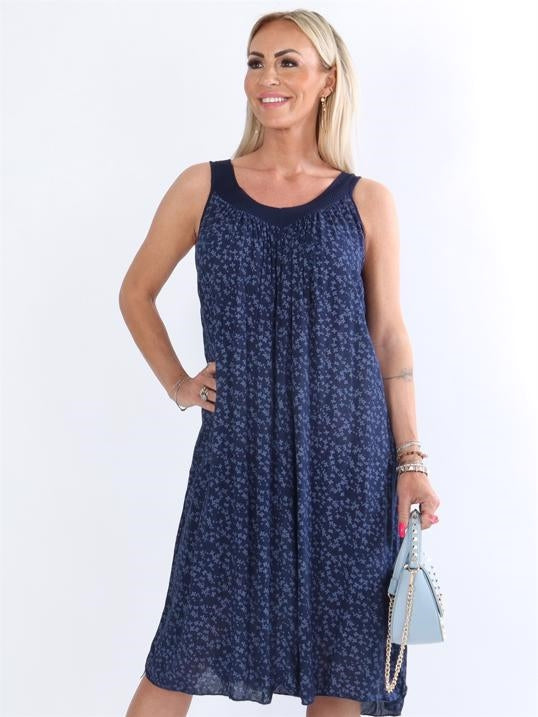 Jemina - Sommarklänning med litet blommönster