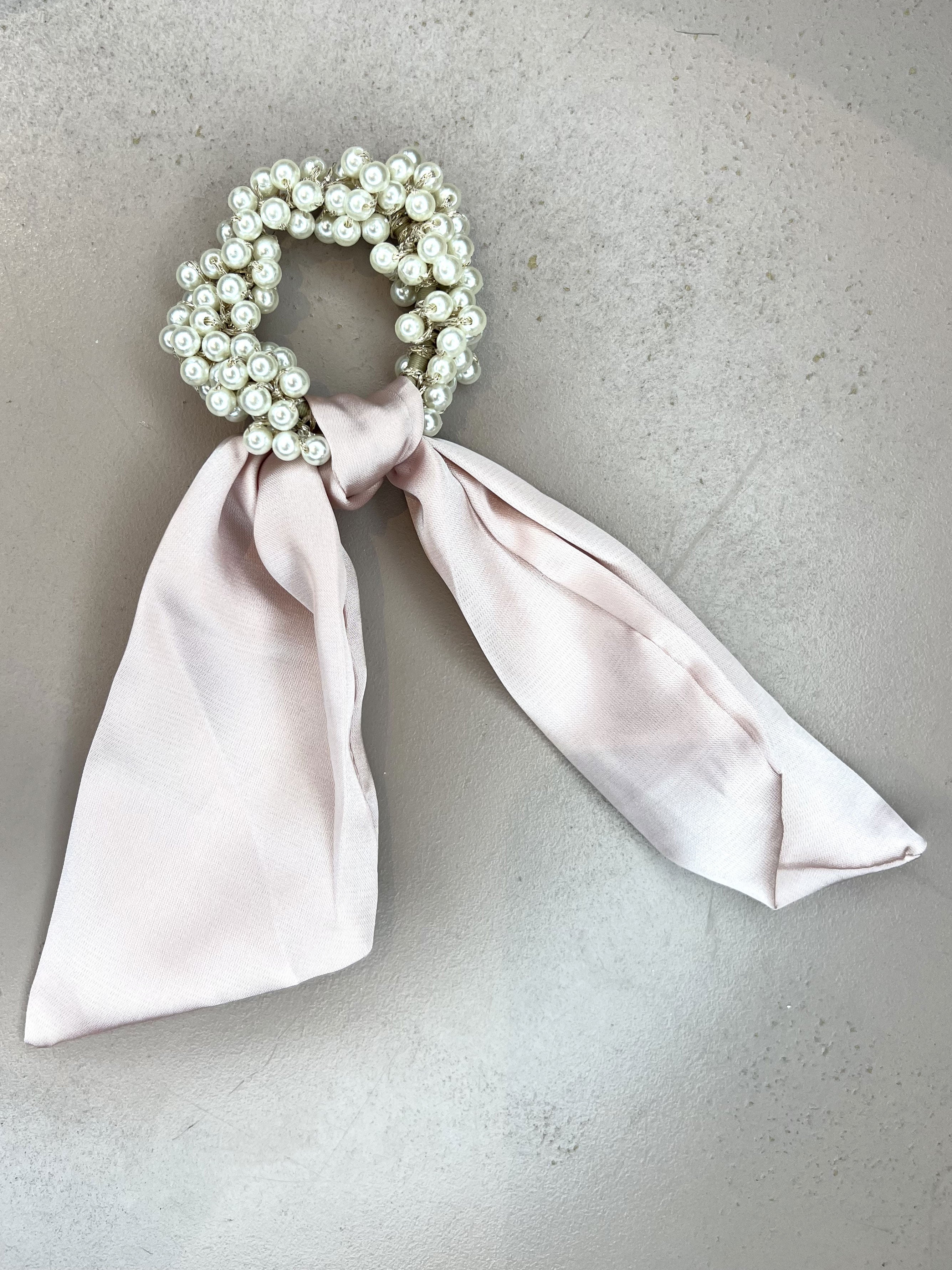 Paris - Sött resårband med vita pärlor och ett litet band - Black