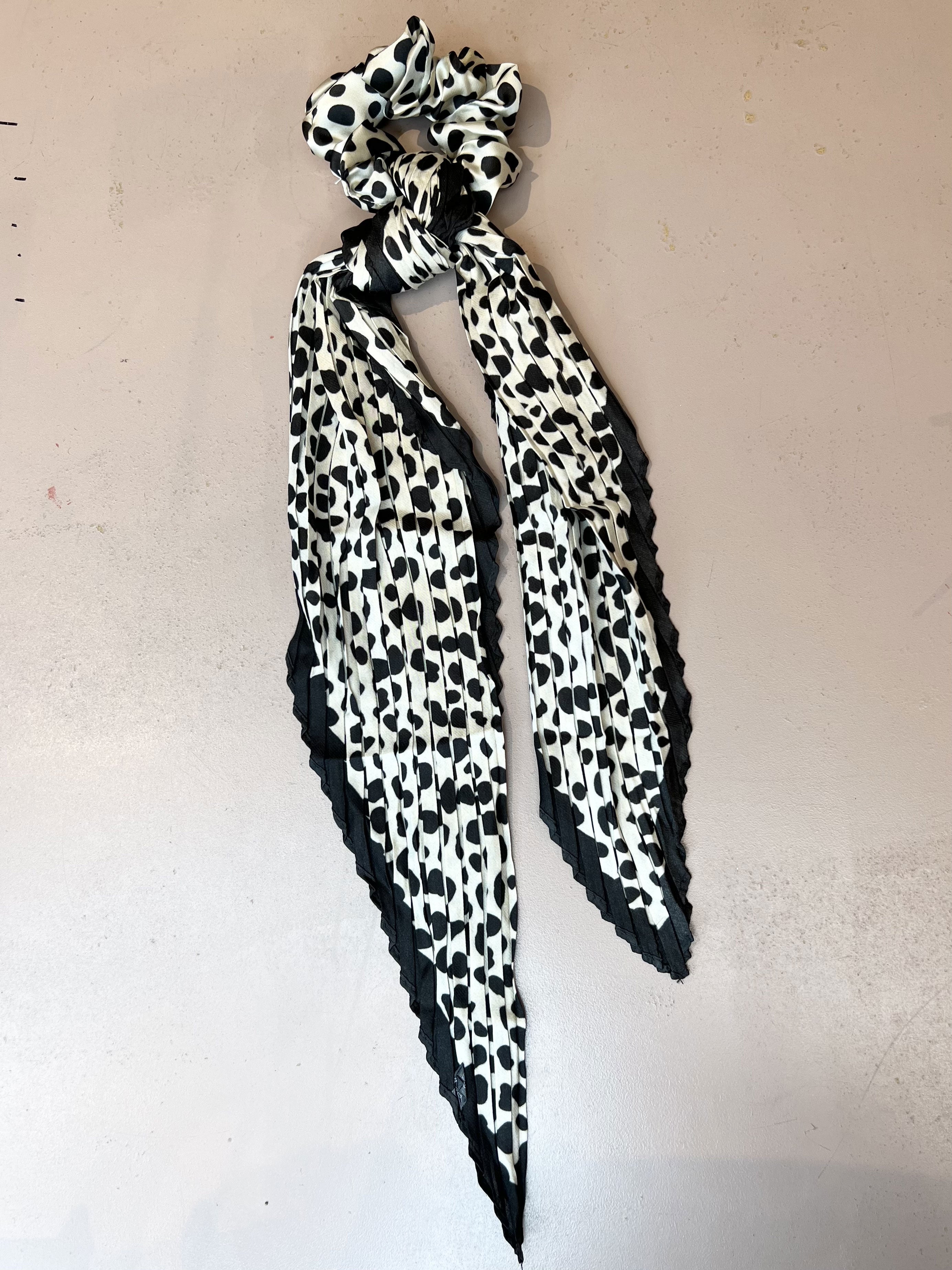 Miley - Multifunktionell halsduk och elastiskt band - White