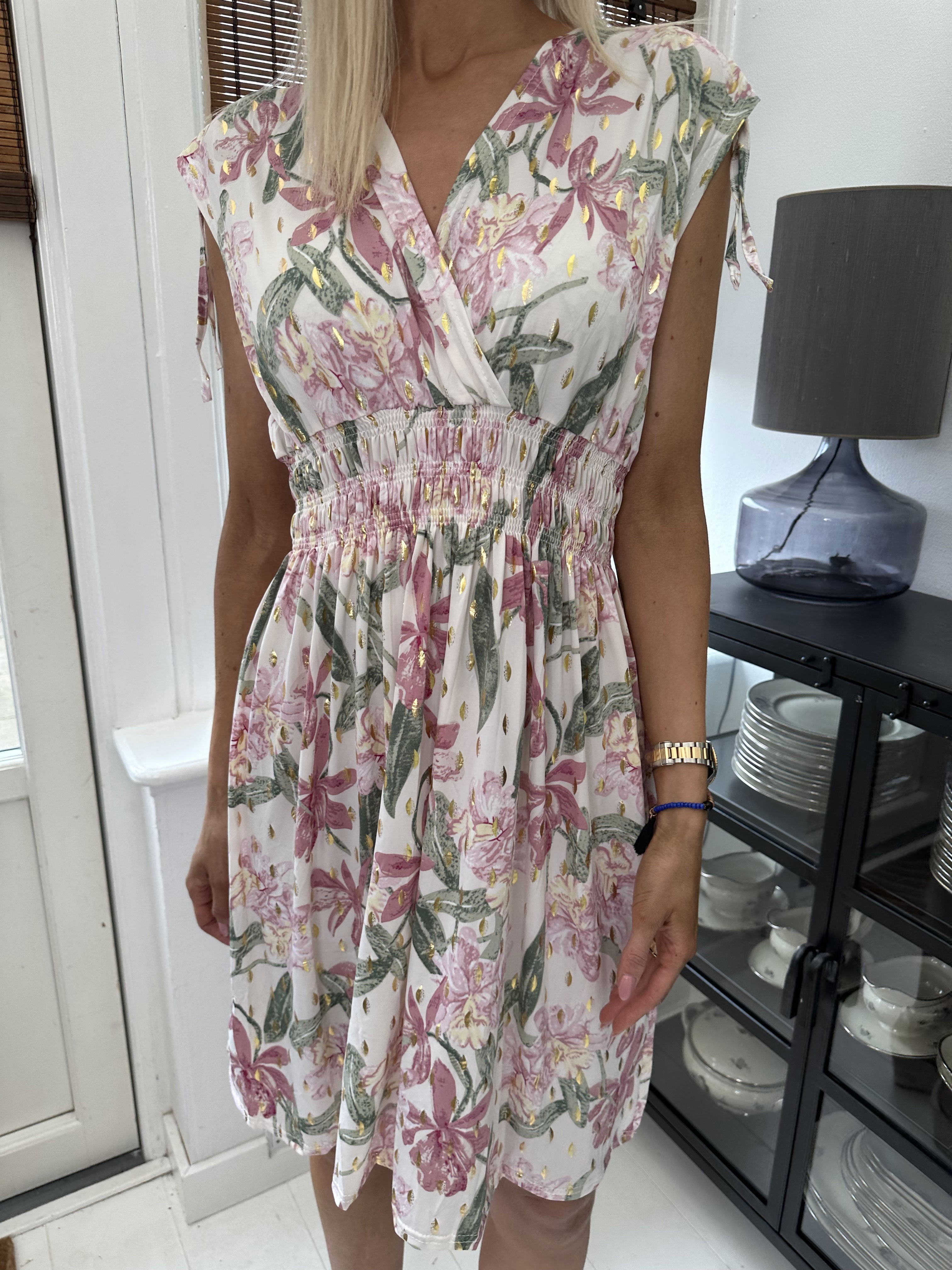 Pams Flower Short - Kort elastisk klänning i rynkfritt tyg