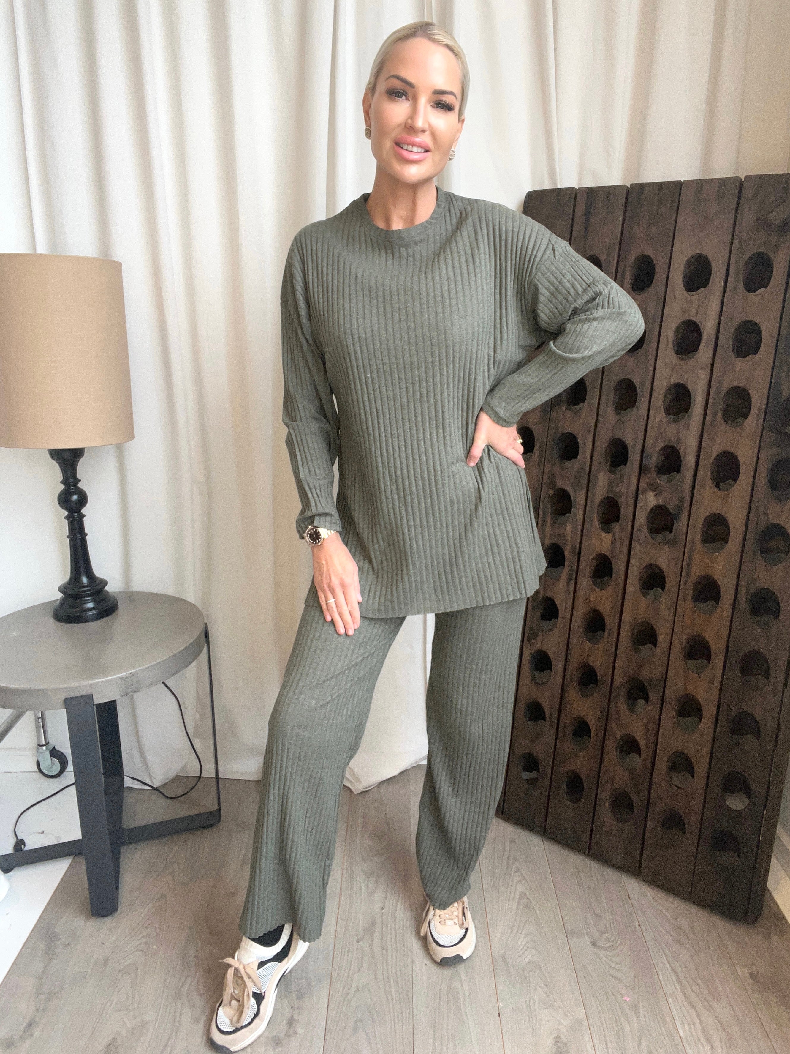 Sonne - Snyggt ribbat set