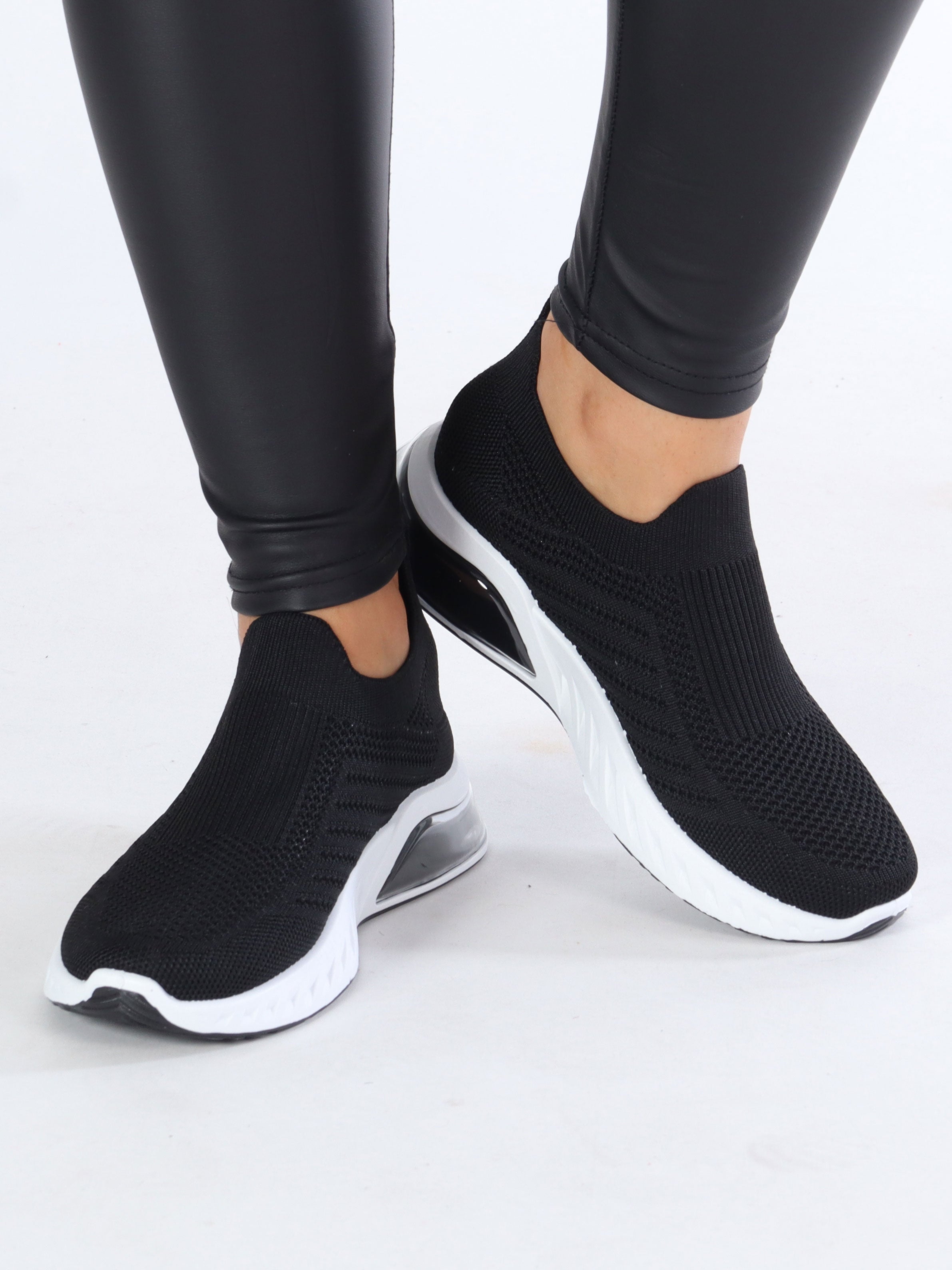 Halina - Coola sock sneakers som är lätta att hoppa i