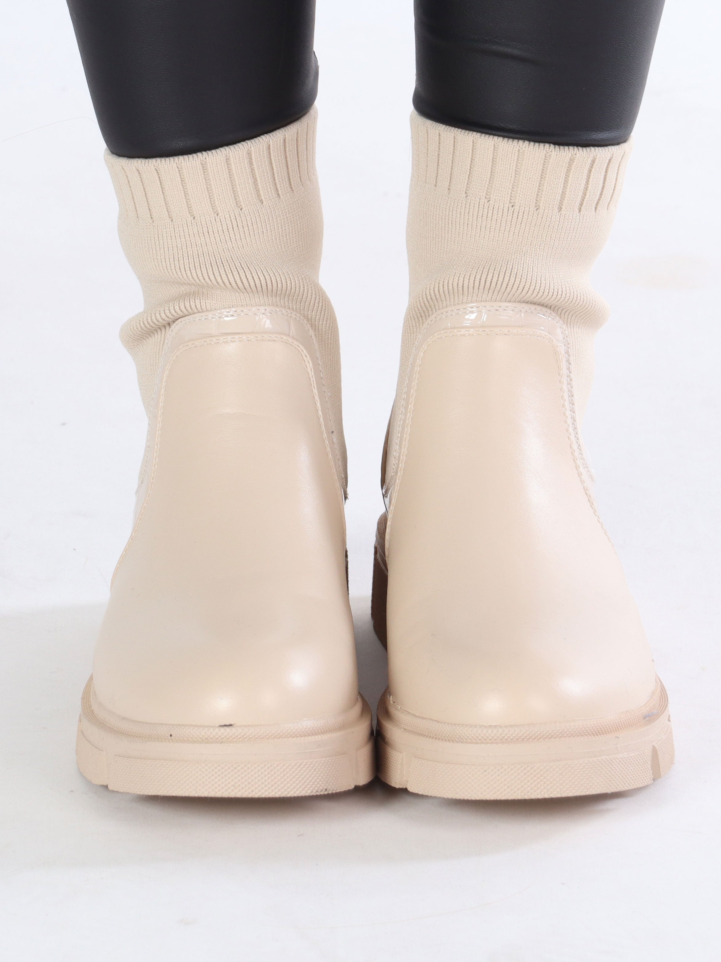 Anka - Feta stövlar med elastiskt skaft