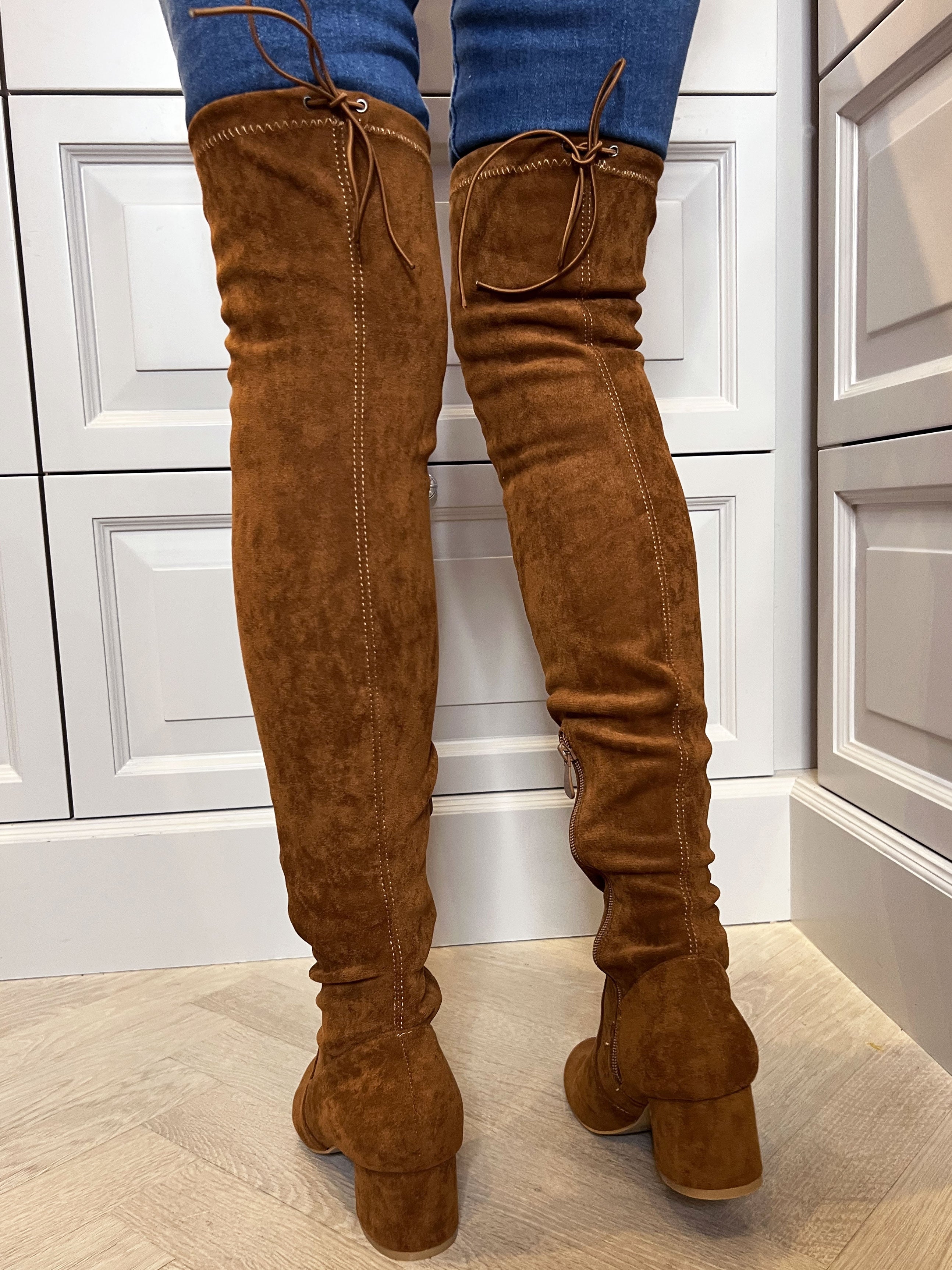 Olivia - Overknee boots med liten klack