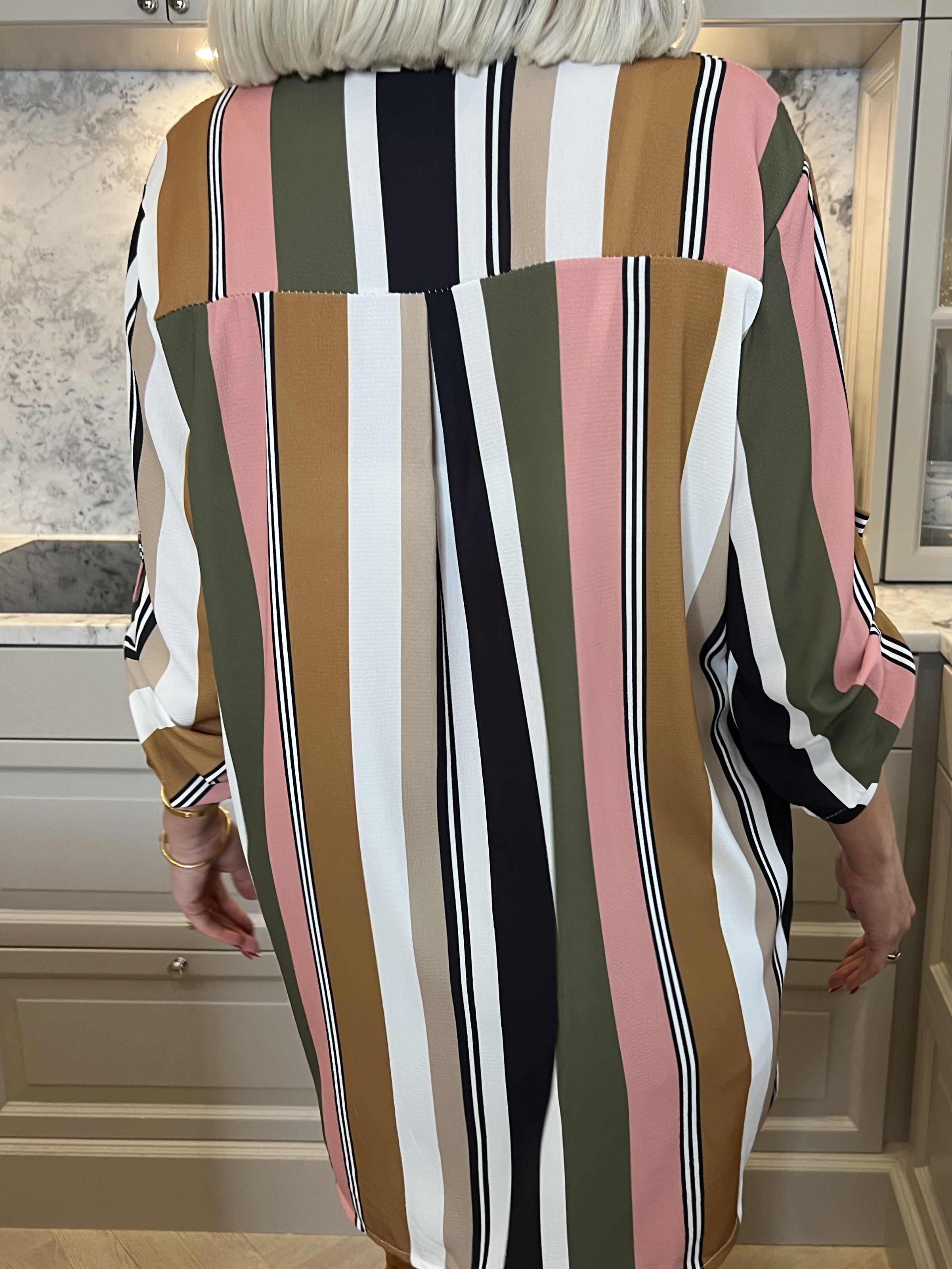 Vanesa Stripe - Lätt och luftig randig tunika