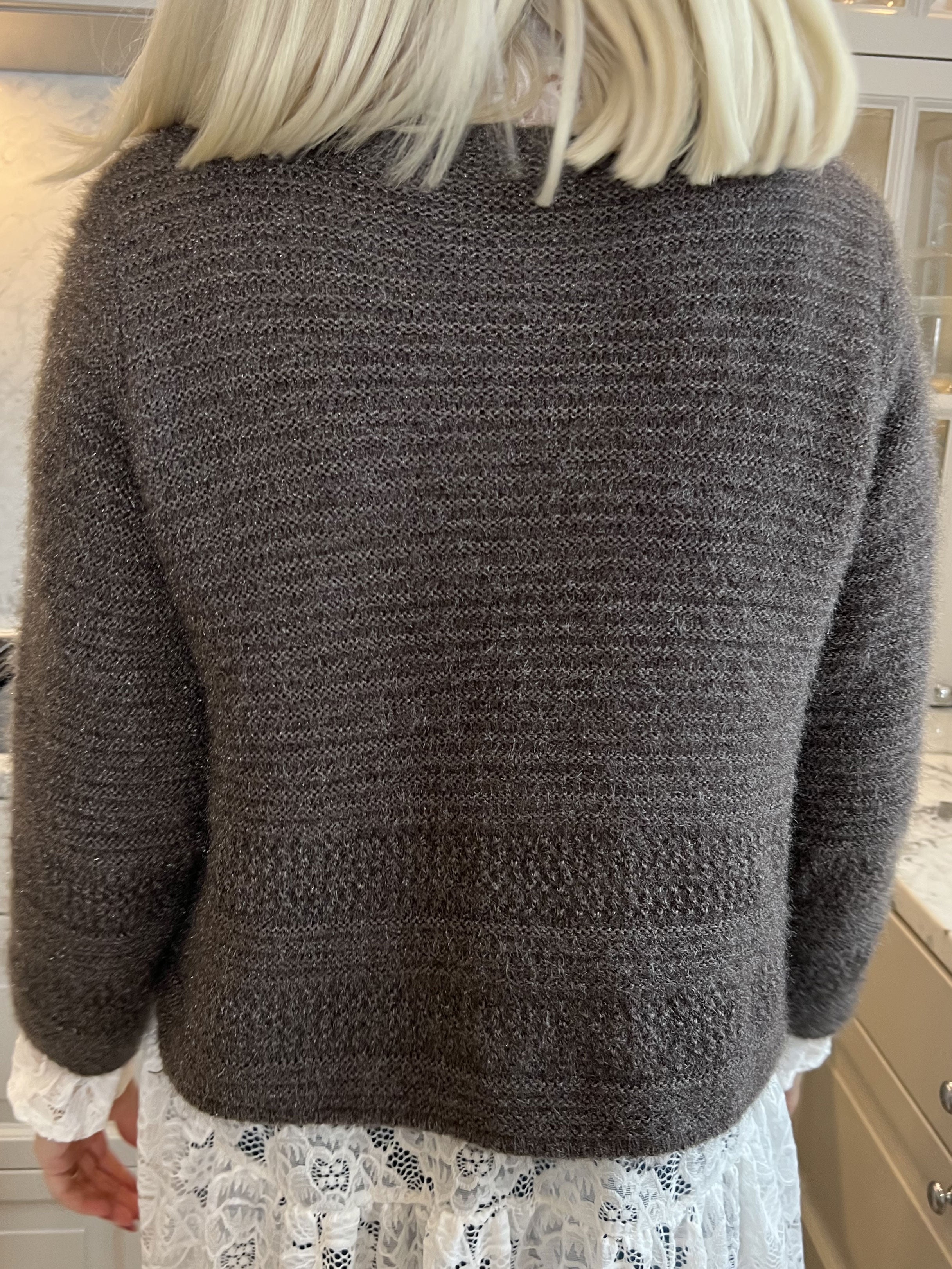 Melly - Mjuk kofta med en knapp