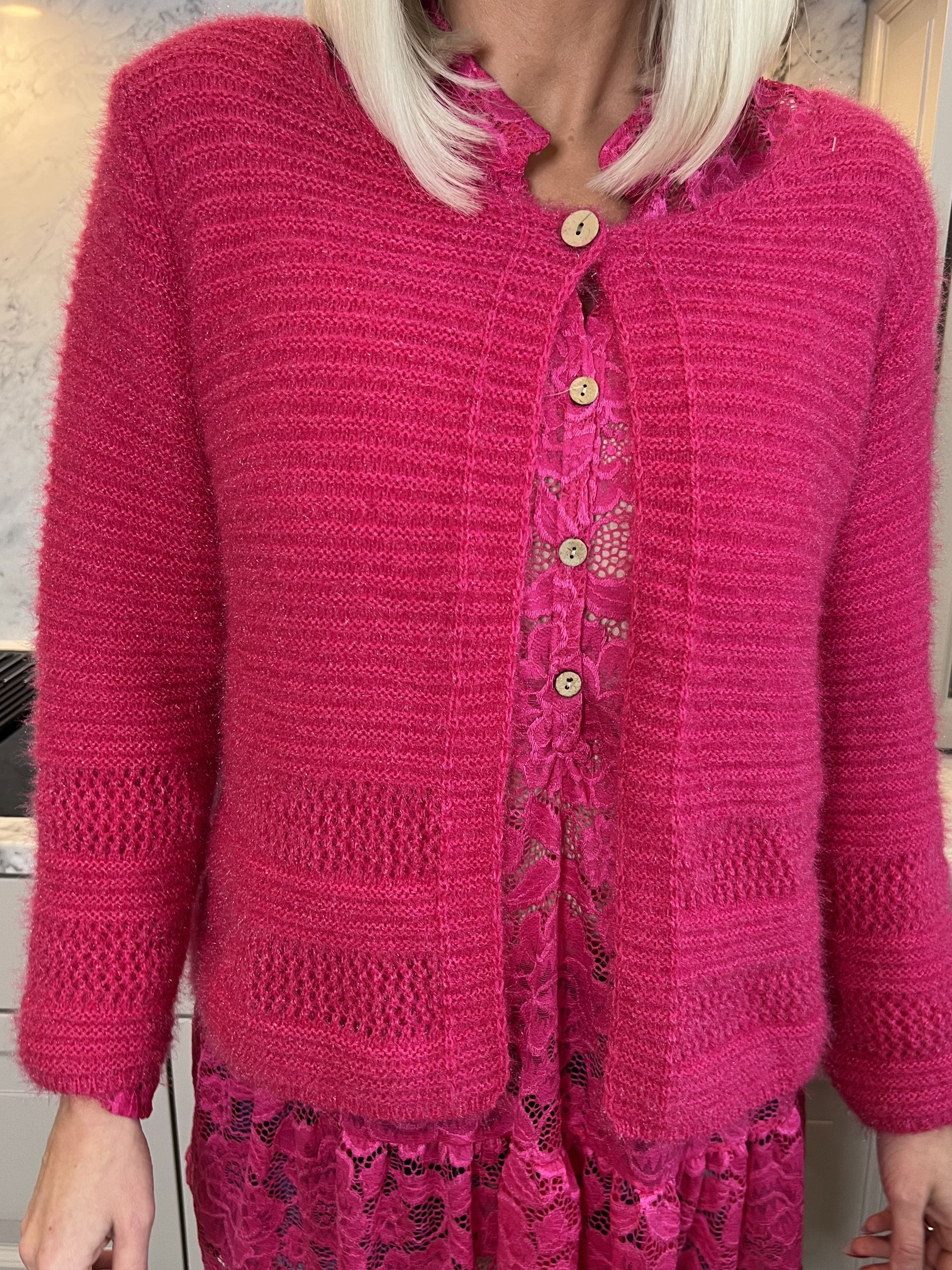 Melly - Mjuk kofta med en knapp