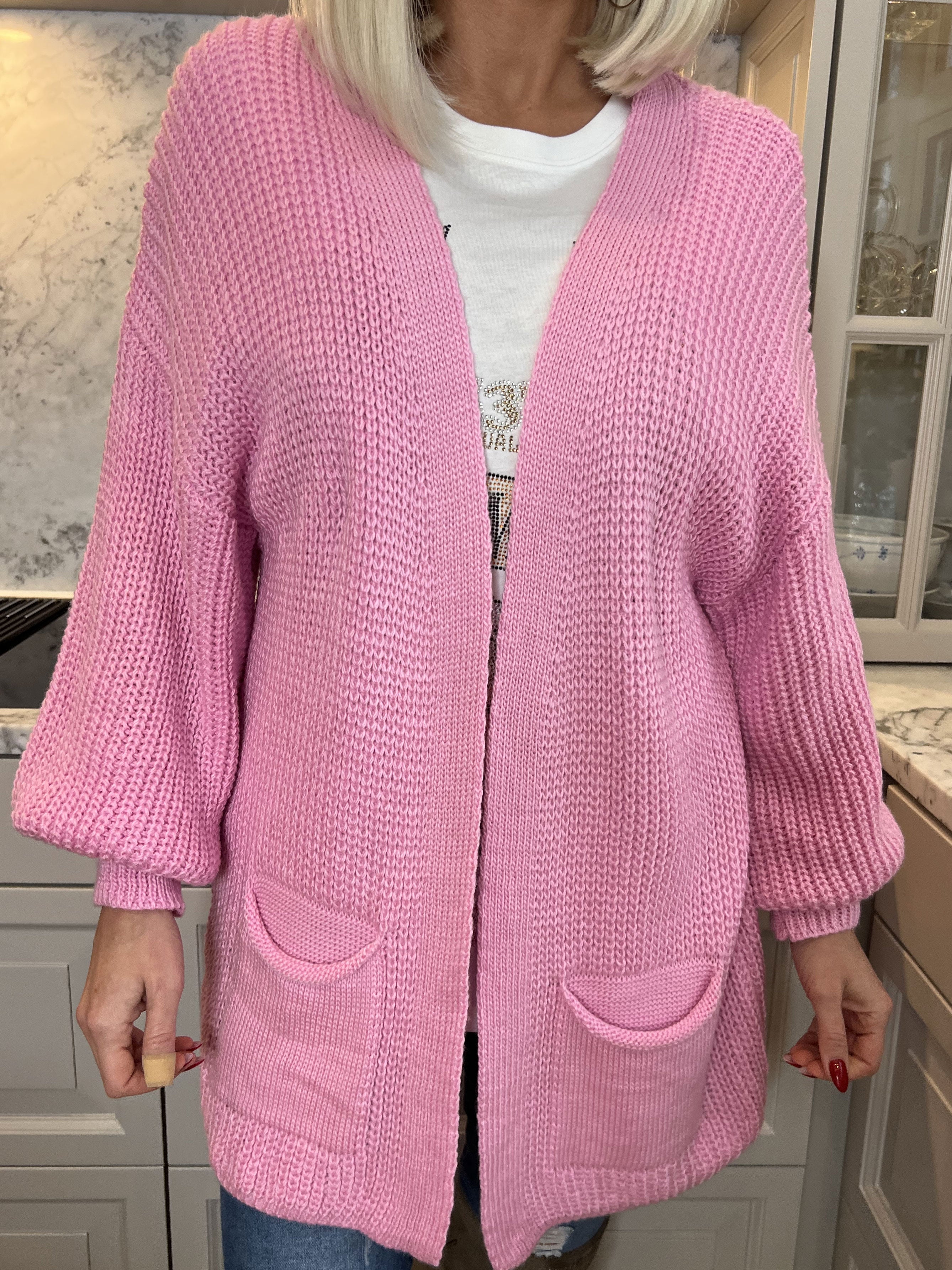 Sally Short - Söt stickad kofta med ballongärmar