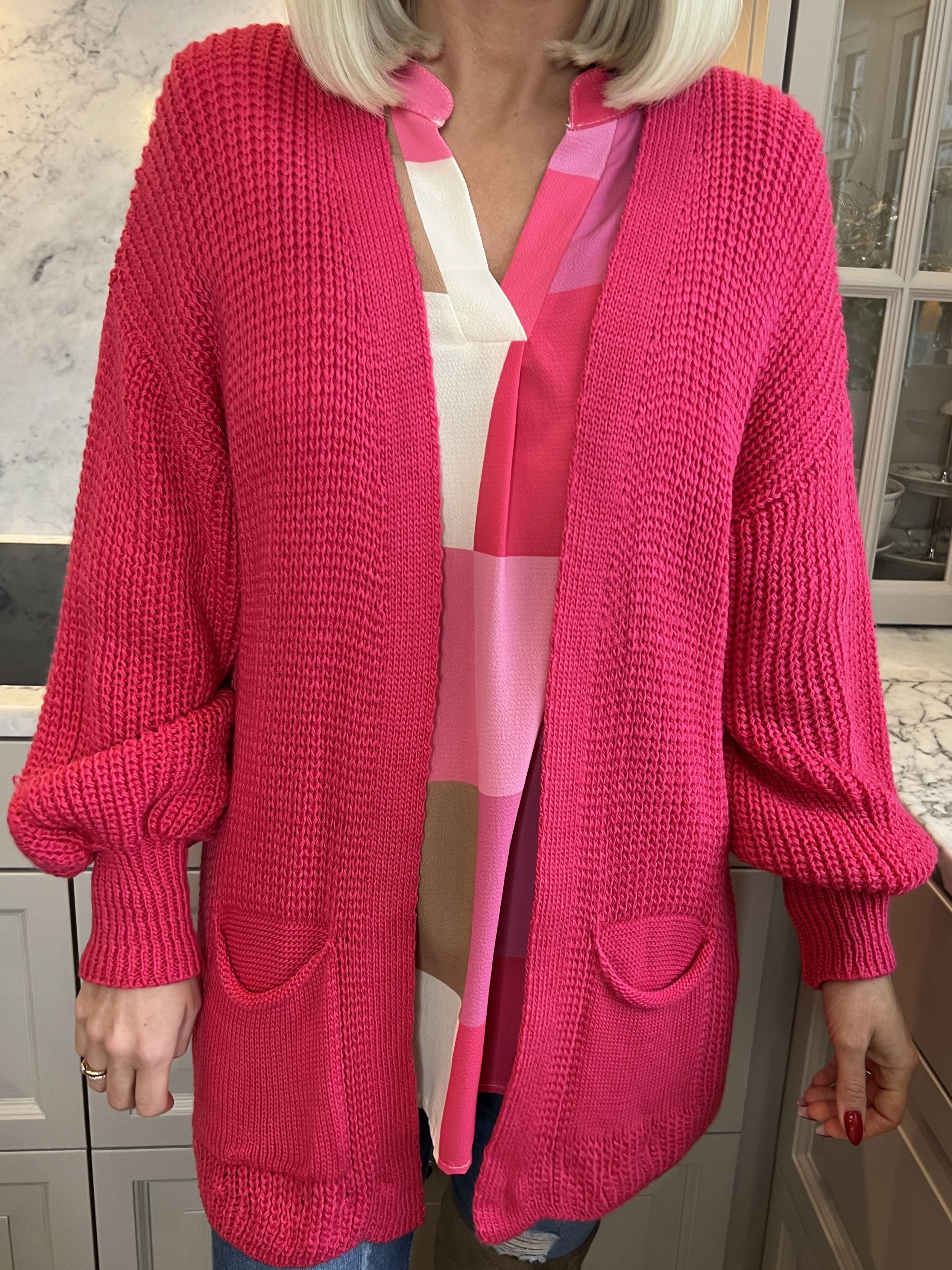 Sally Short - Söt stickad kofta med ballongärmar