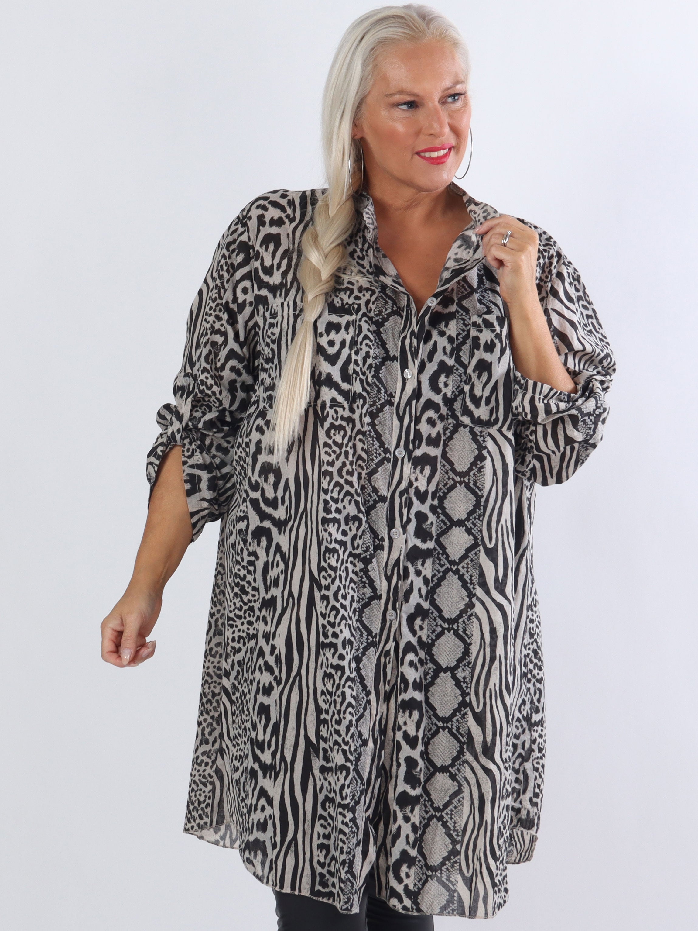 Berna Animal - Plus size skjorta i blandat djurtryck med fickor