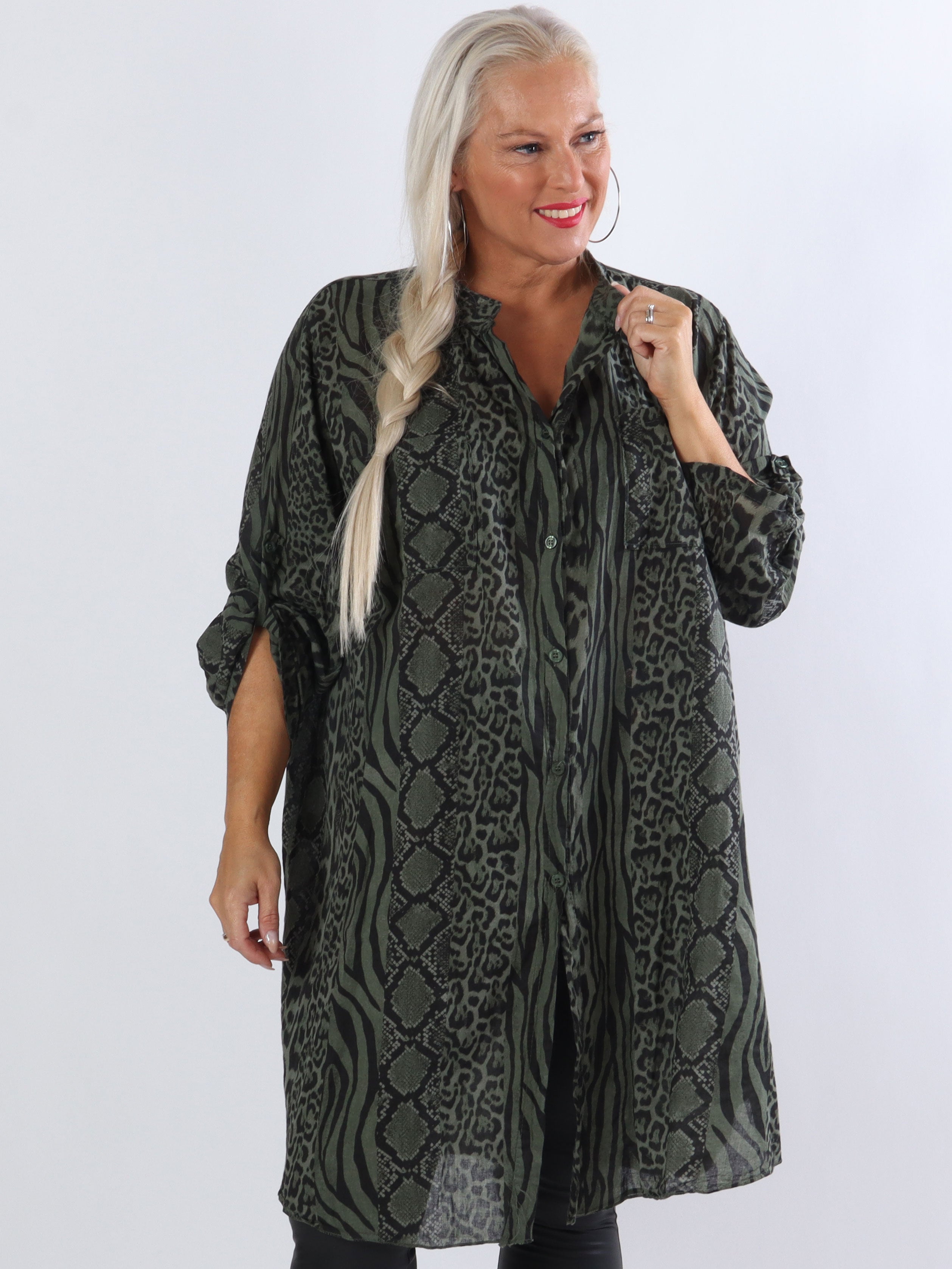 Berna Animal - Plus size skjorta i blandat djurtryck med fickor