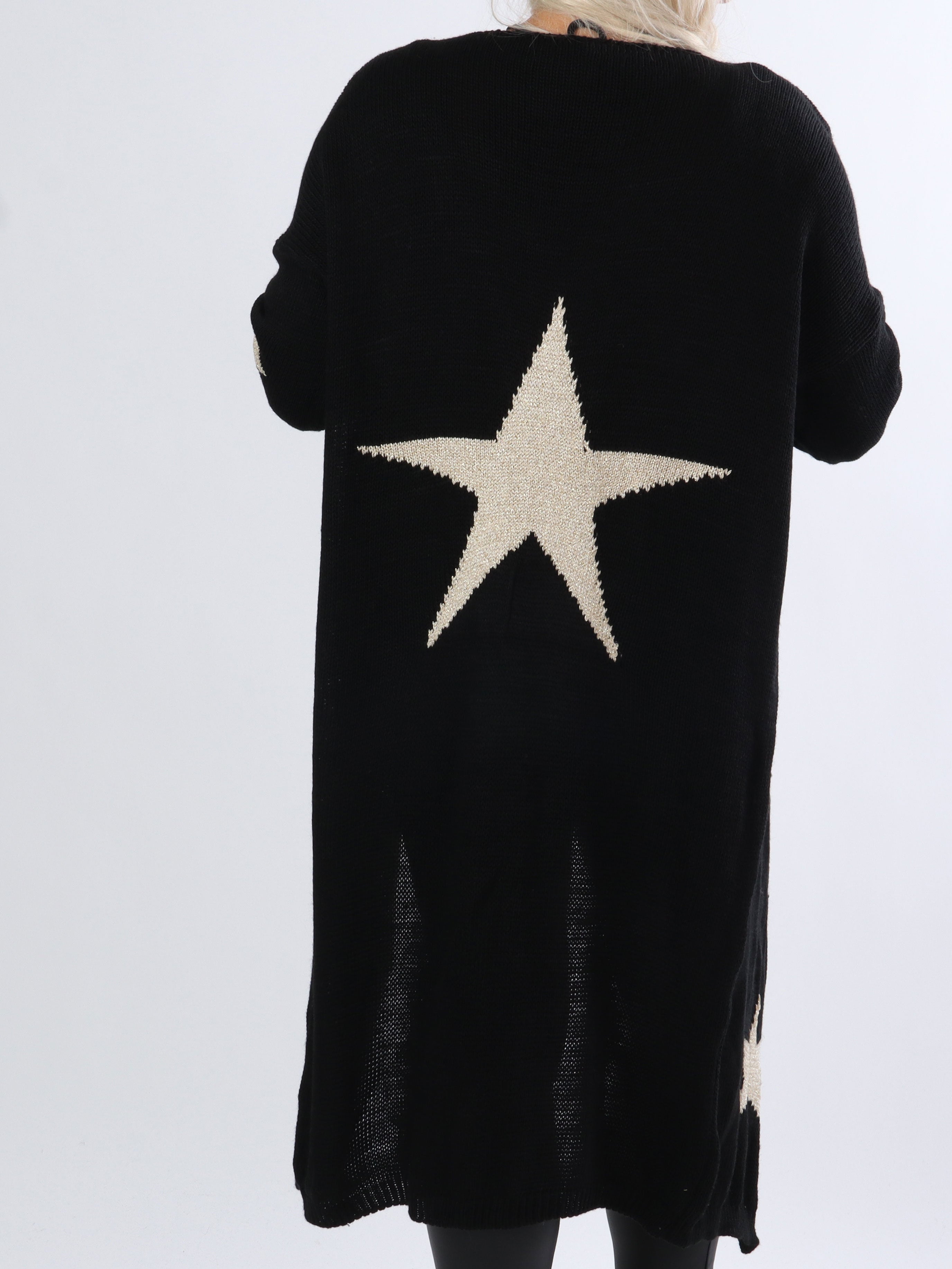 FORUDBESTILLING - Isadora - Lång stickad kofta i plus size med guldstjärnor