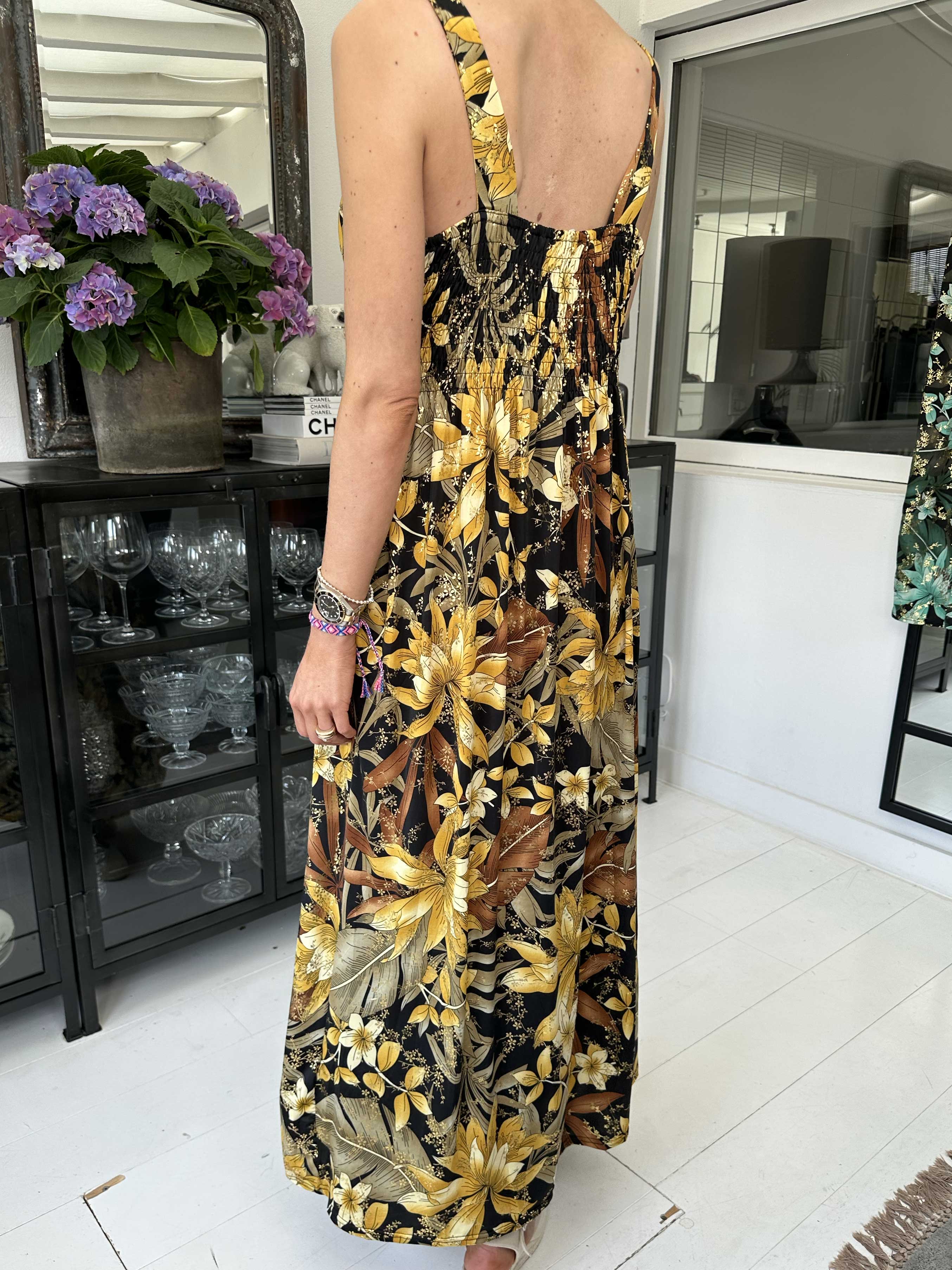 Kenza Gold - Klänning med band i stretchigt tyg