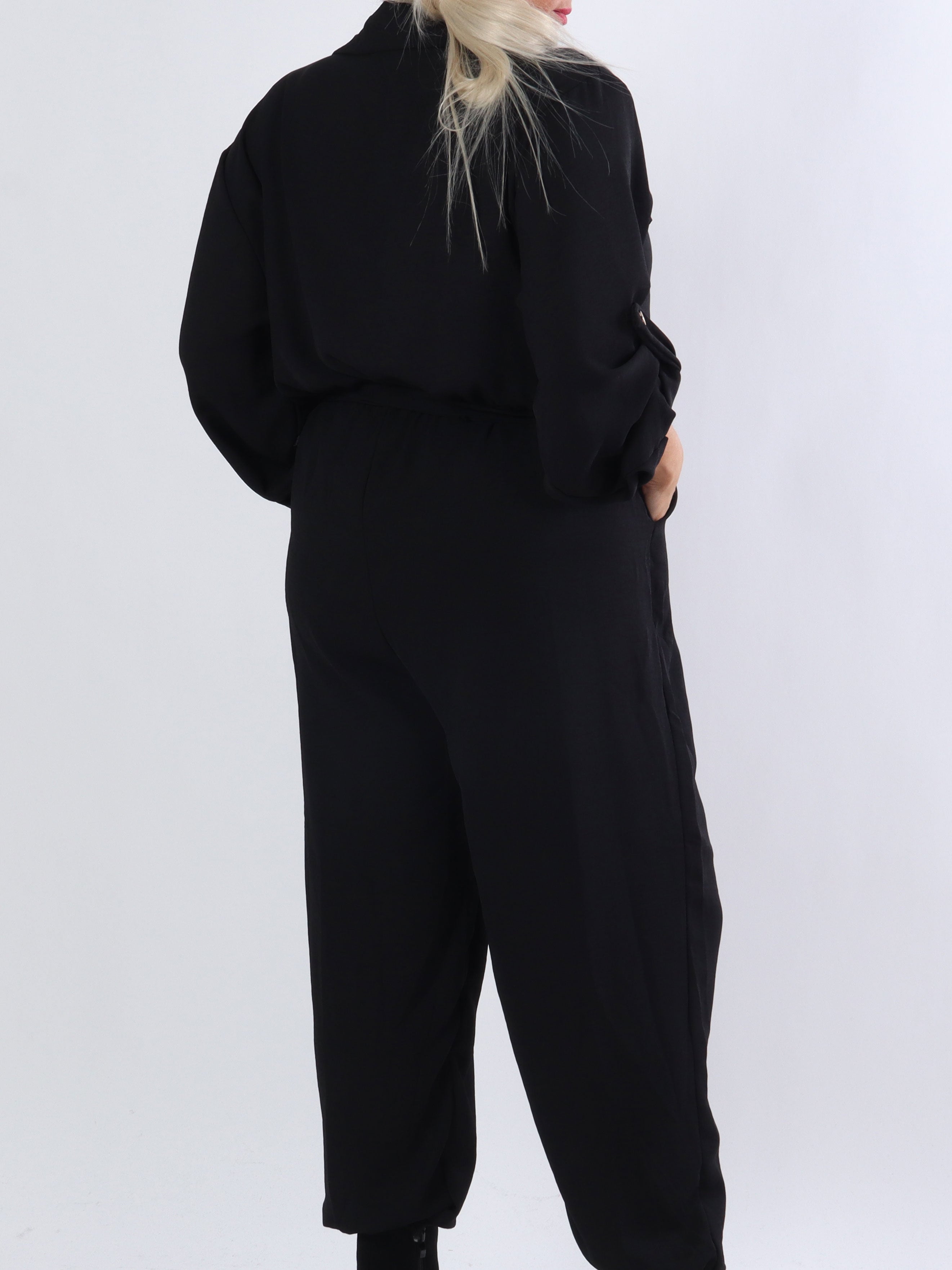 Malina Sleeve - Byxdräkt med guldknappar