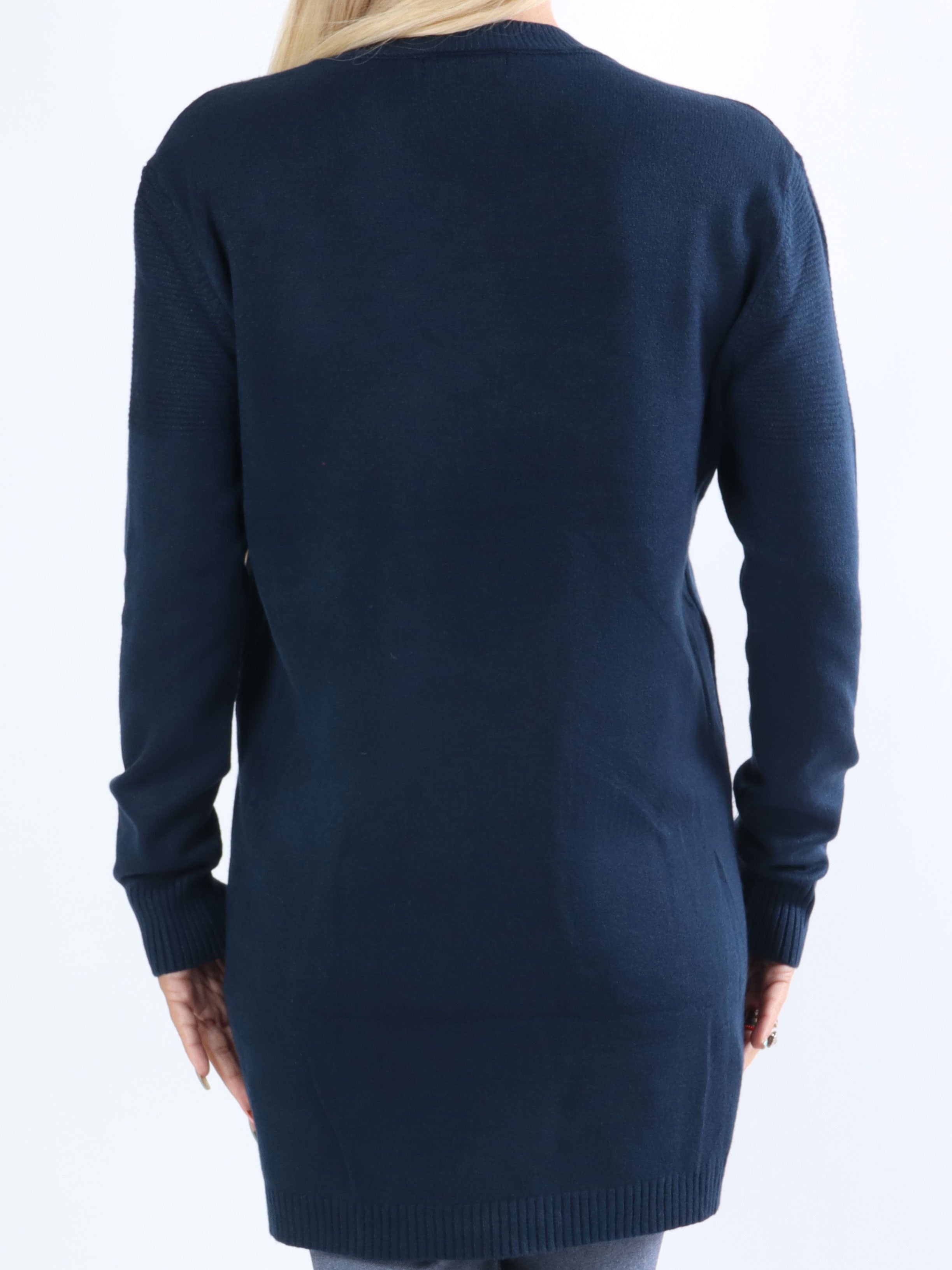 Lorena - Mjuk stickning med ribb och fickor