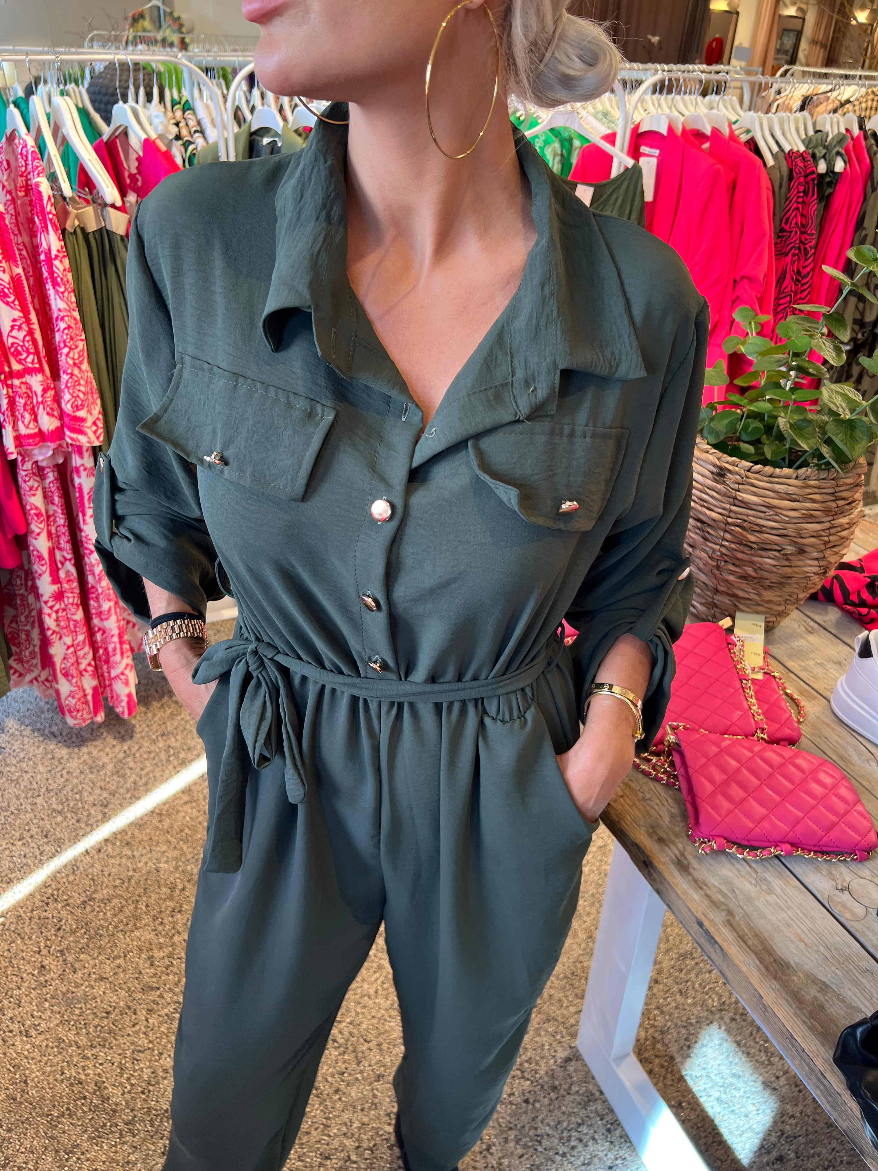 Malina Sleeve - Byxdräkt med guldknappar