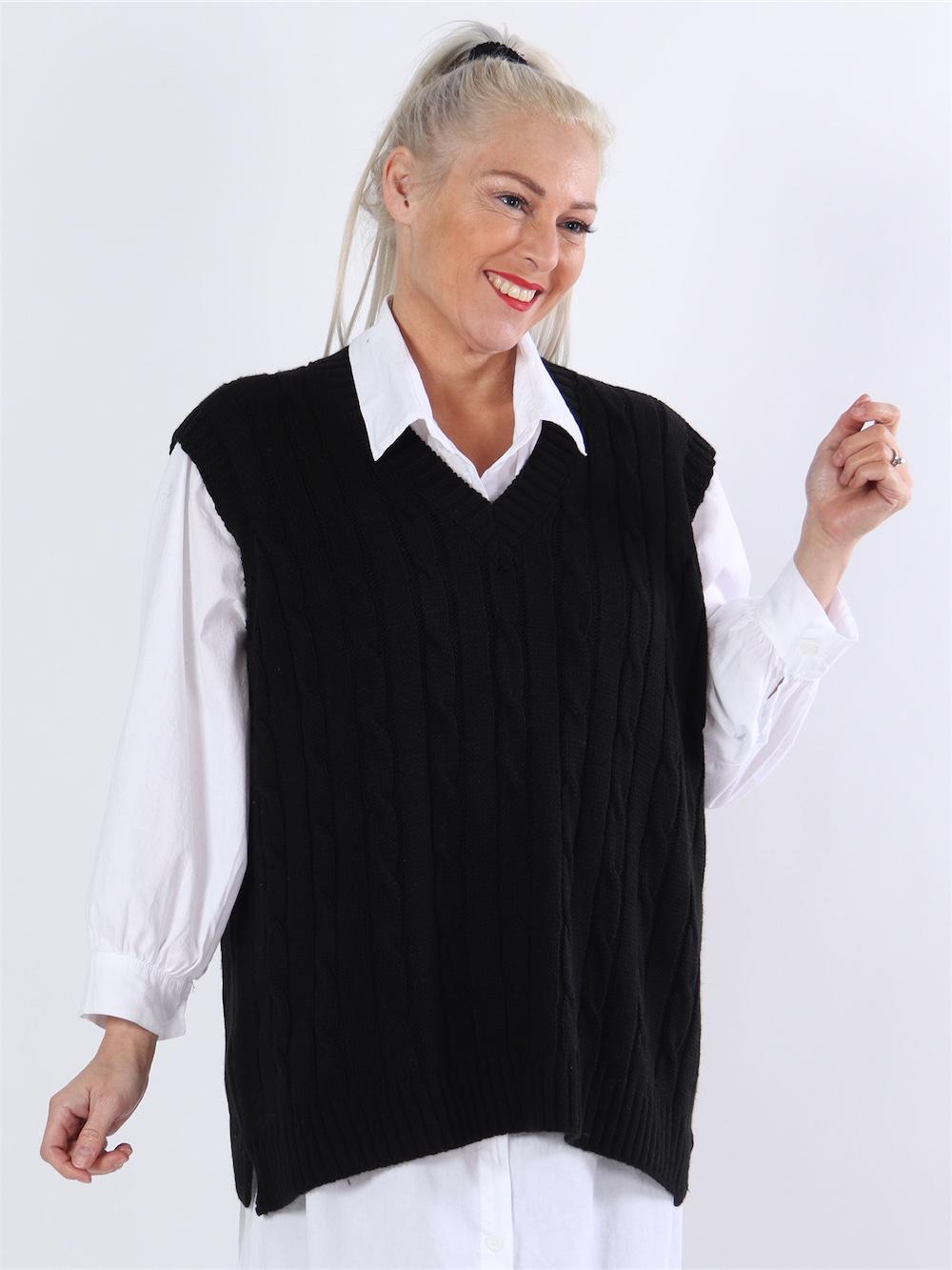Aisha - Stickad väst med v-hals
