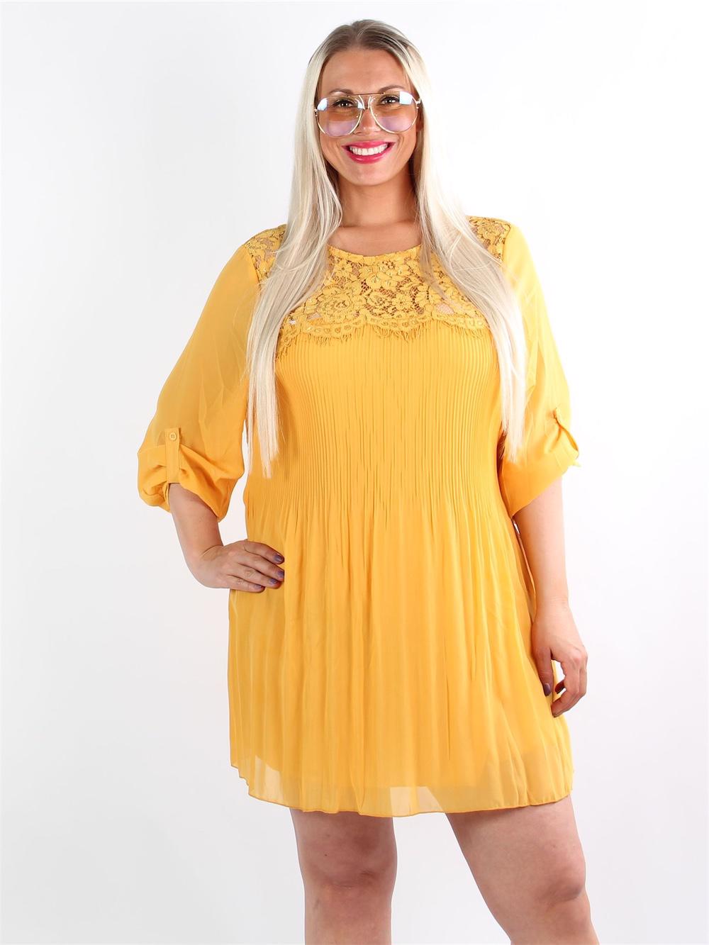 Jasone - Grön tunikaklänning i chiffong med spets och veck