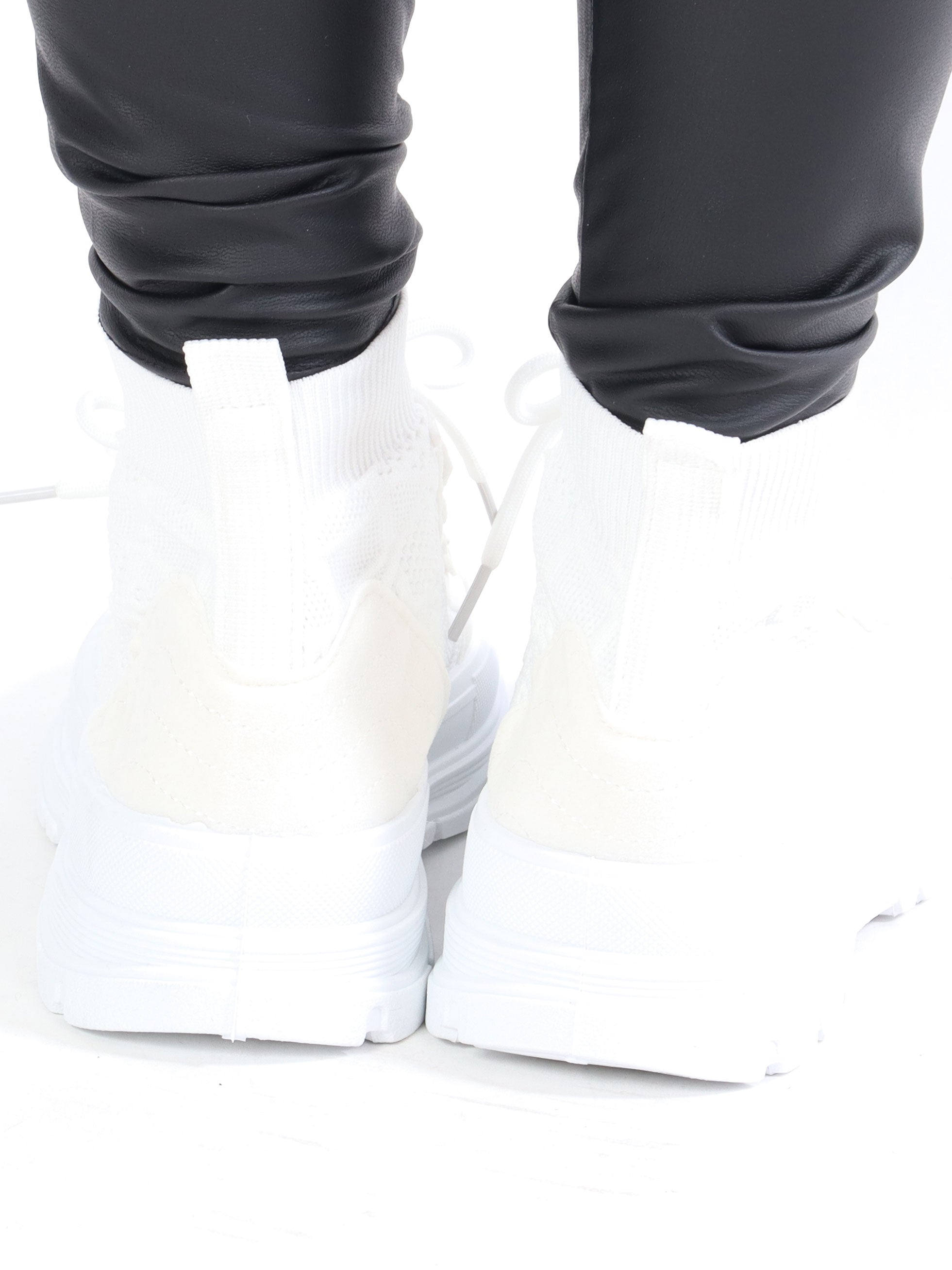 Liva - Sock sneakers med spetsdetaljer - Black