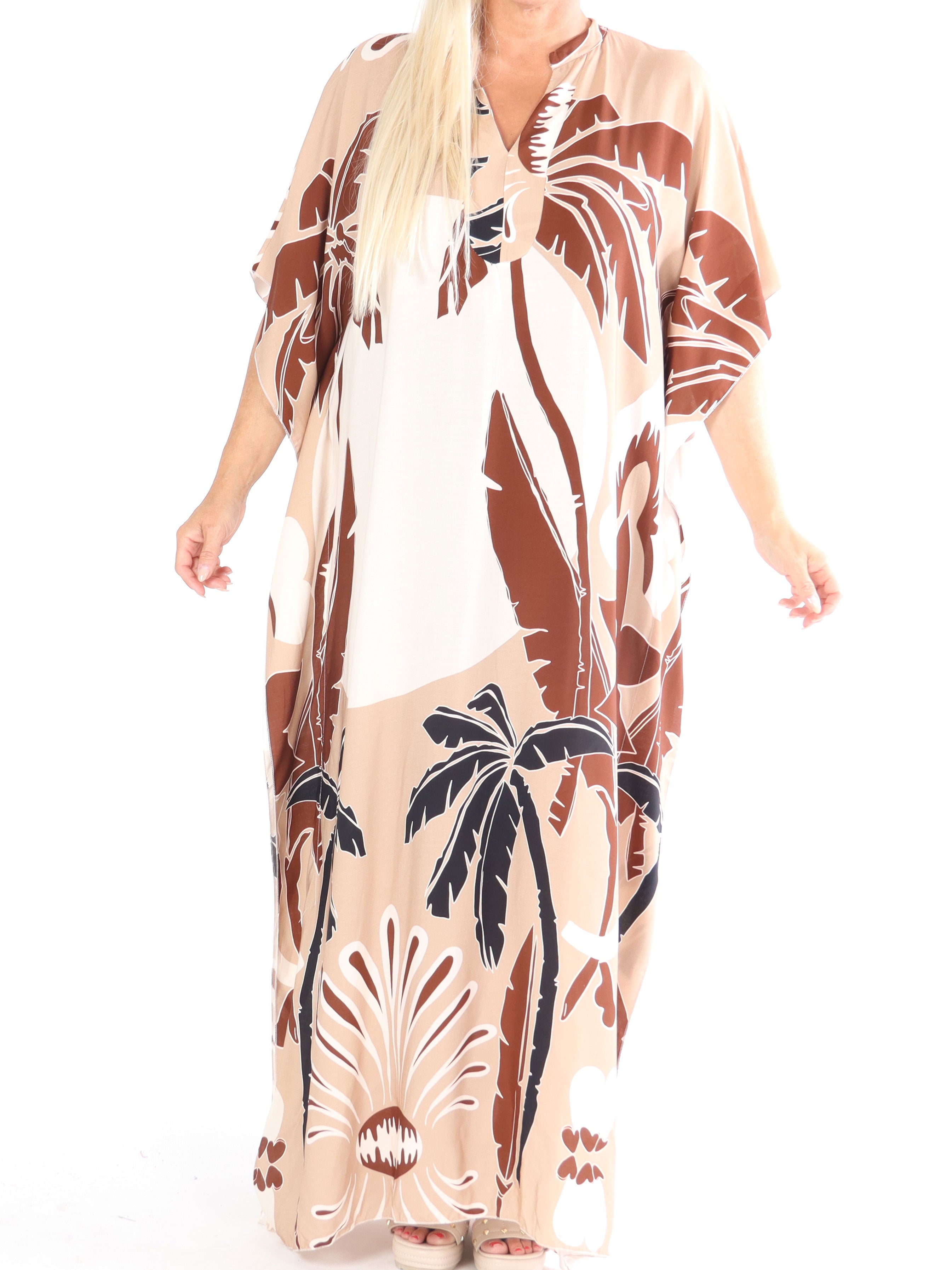 Ilya - Lång plus size klänning med fint mönster