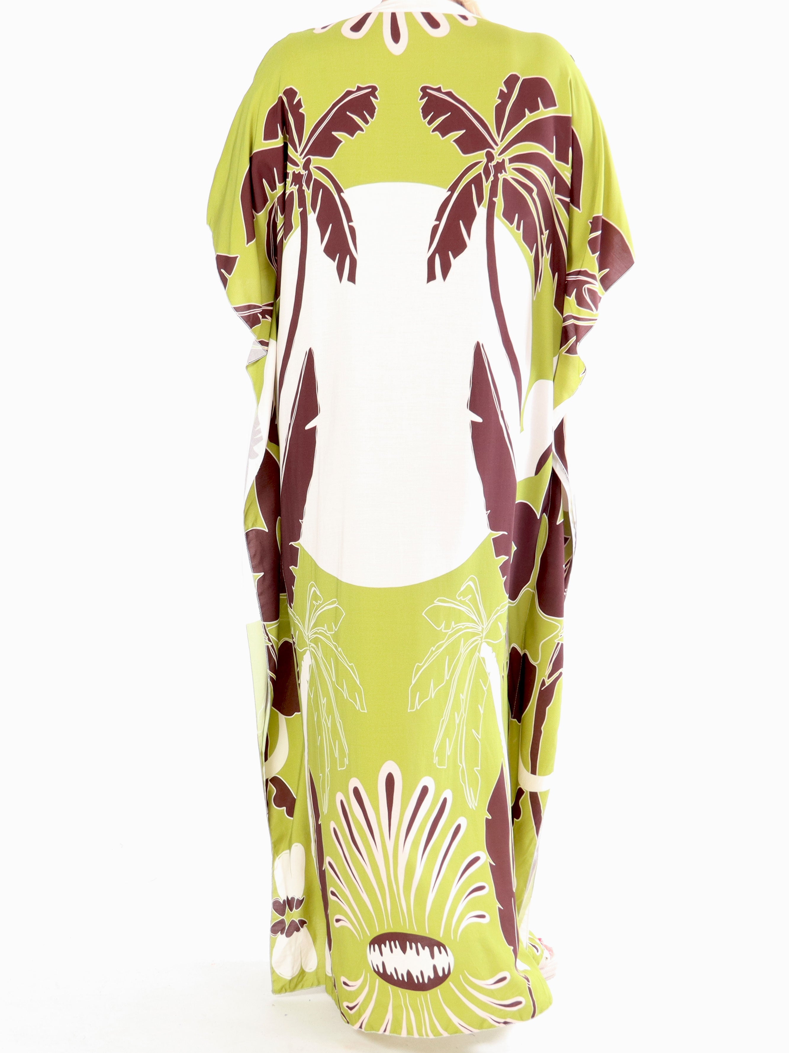 Ilya - Lång plus size klänning med fint mönster - Beige