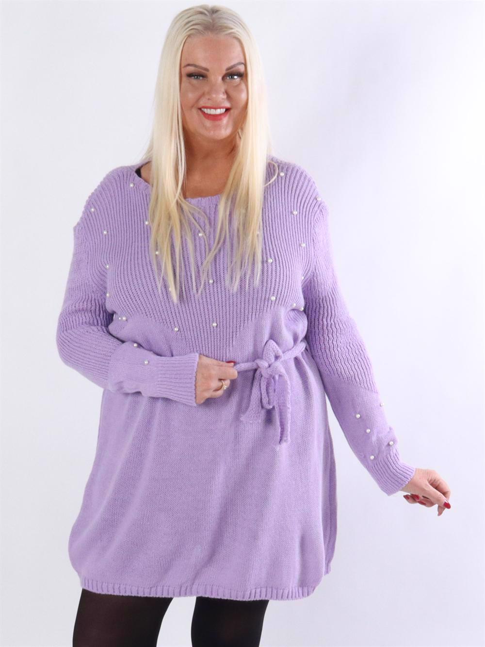 Iman - Stickad klänning med pärlor och band