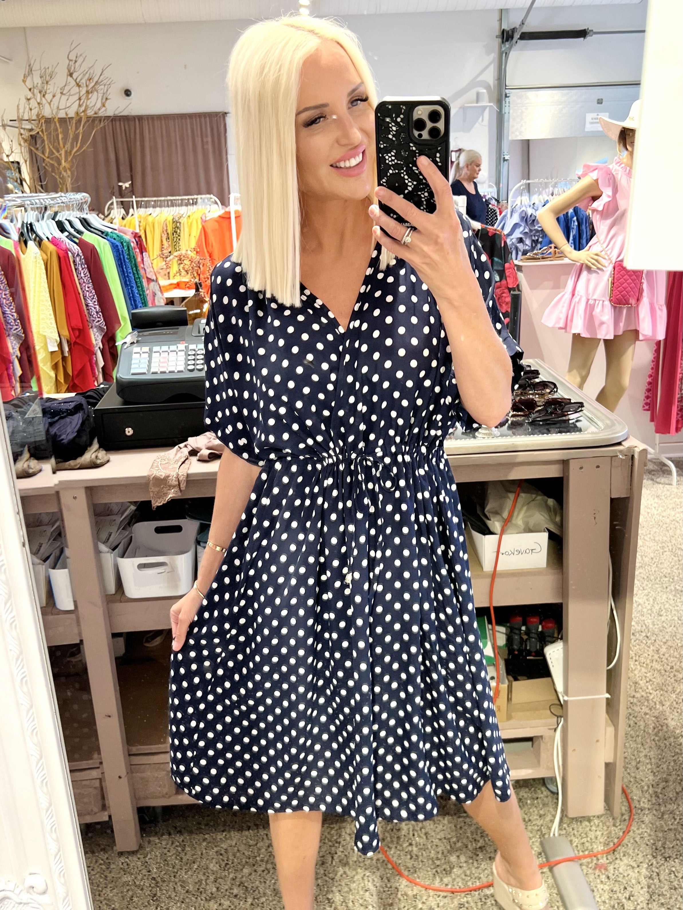 Jelena - Söt klänning med knytband