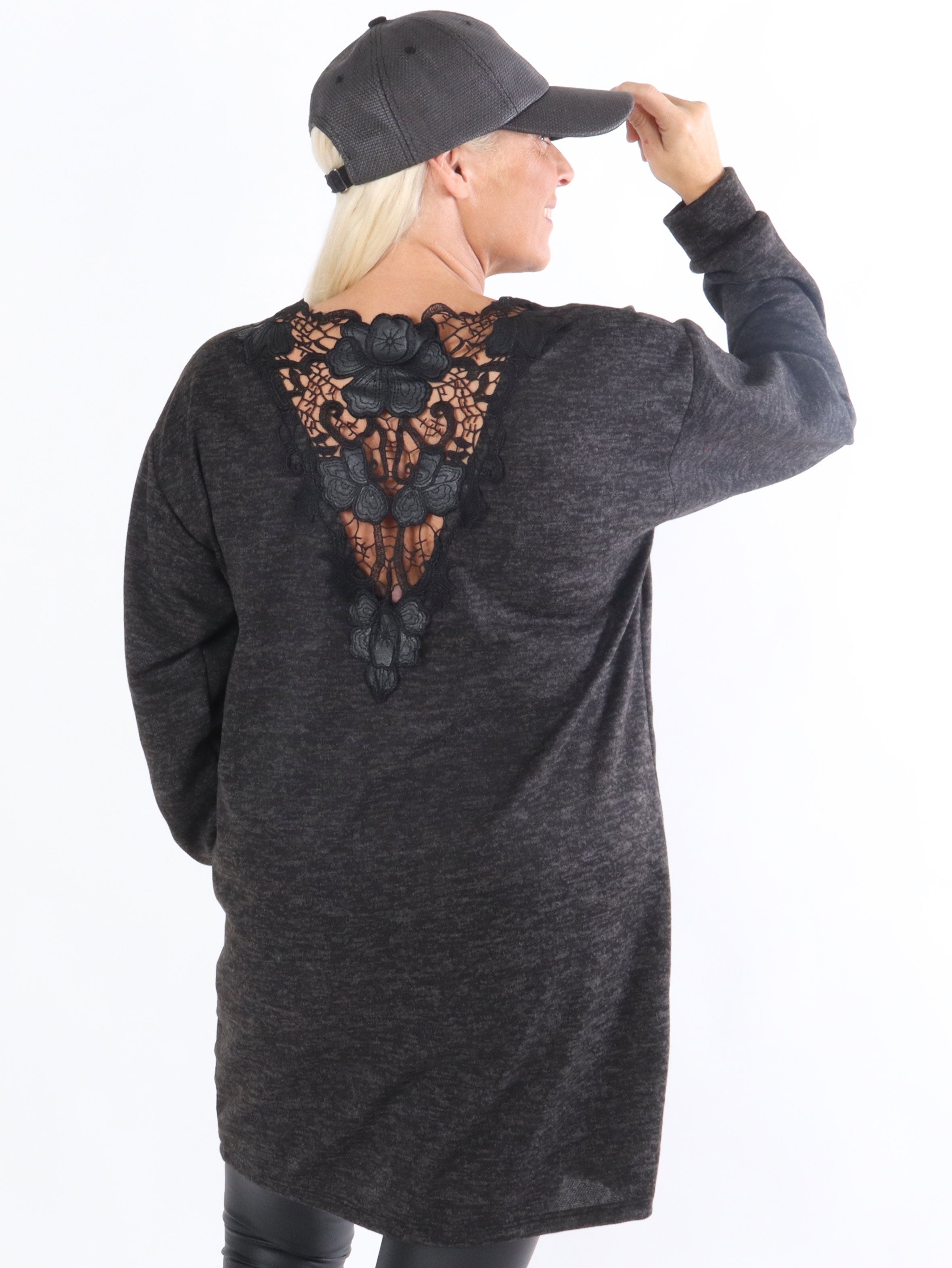 Jody - Blus med spets i ryggen