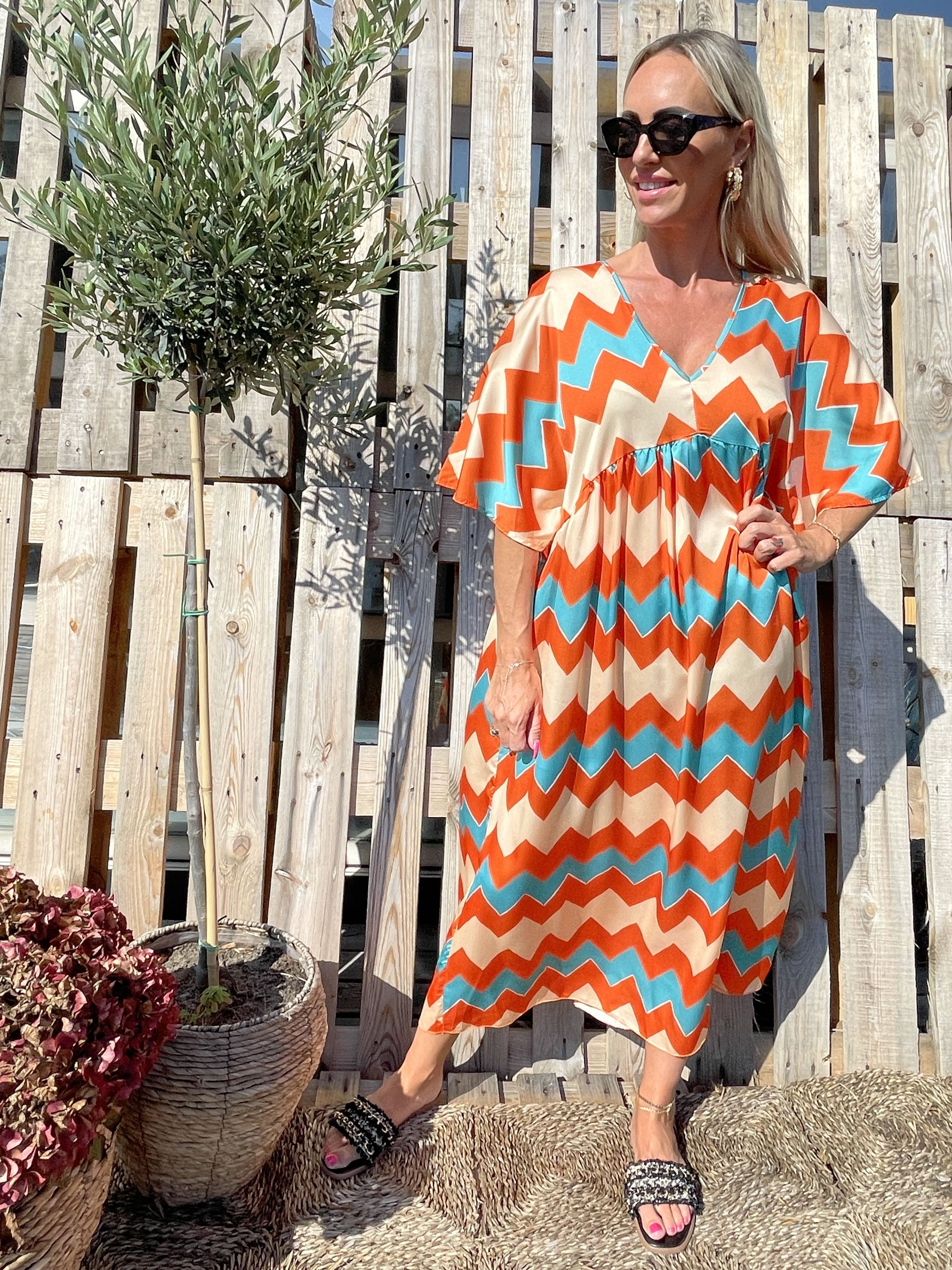 Johanna - Fin klänning med sicksackmönster