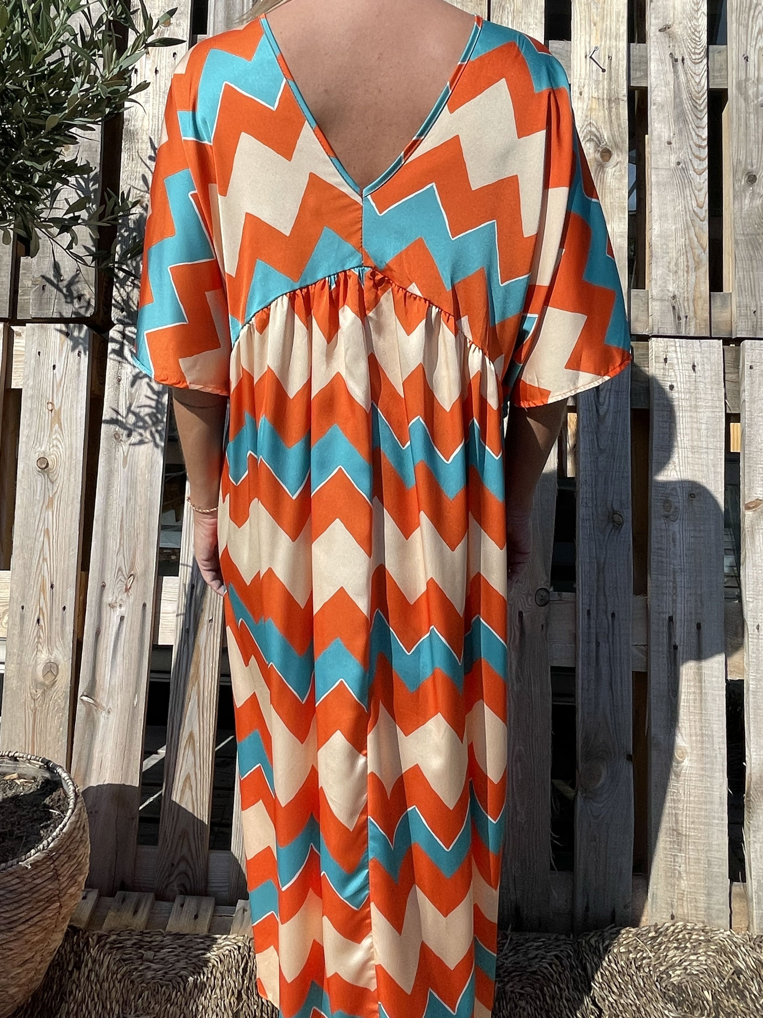 Johanna - Fin klänning med sicksackmönster