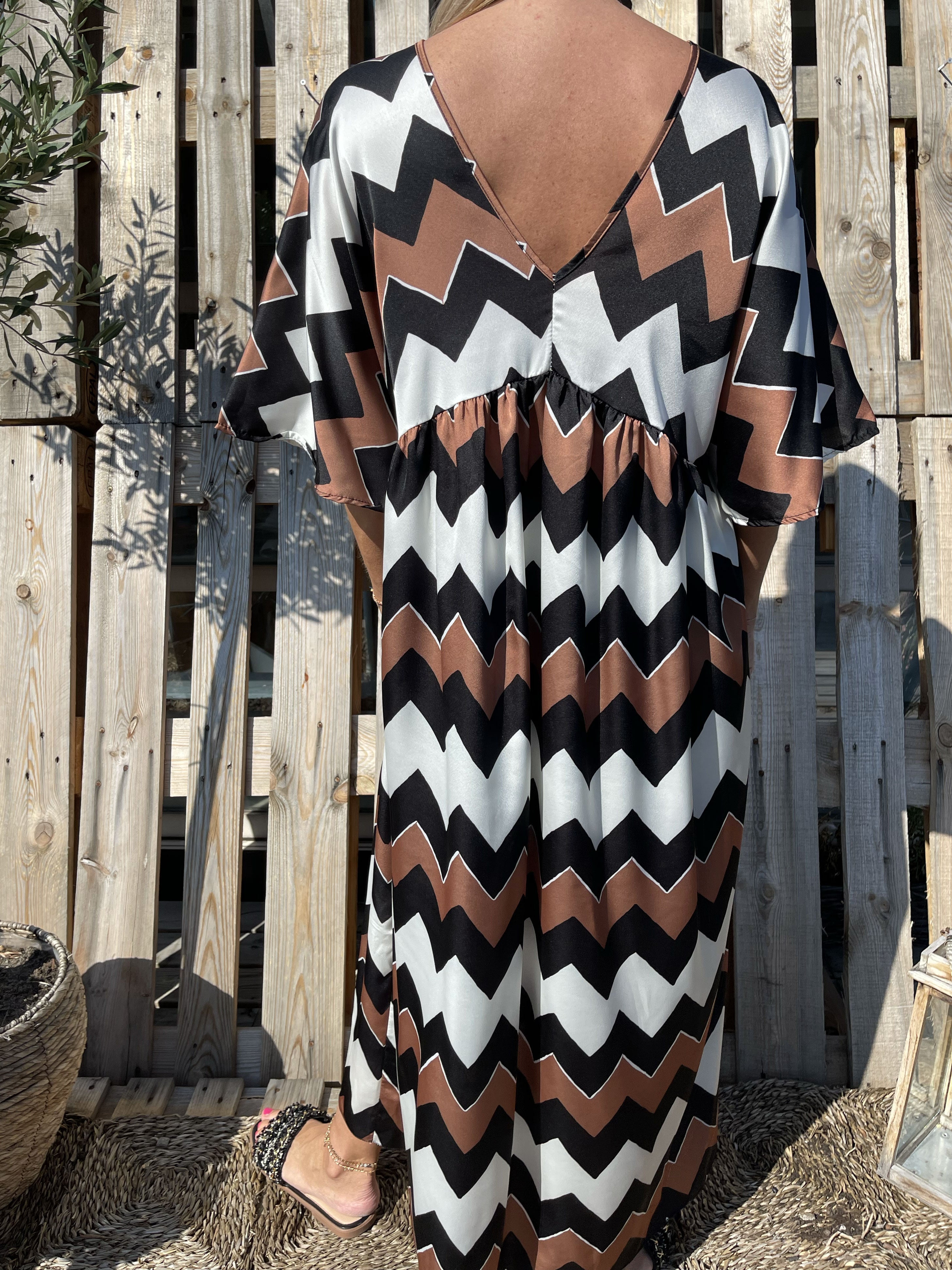 Johanna - Fin klänning med sicksackmönster