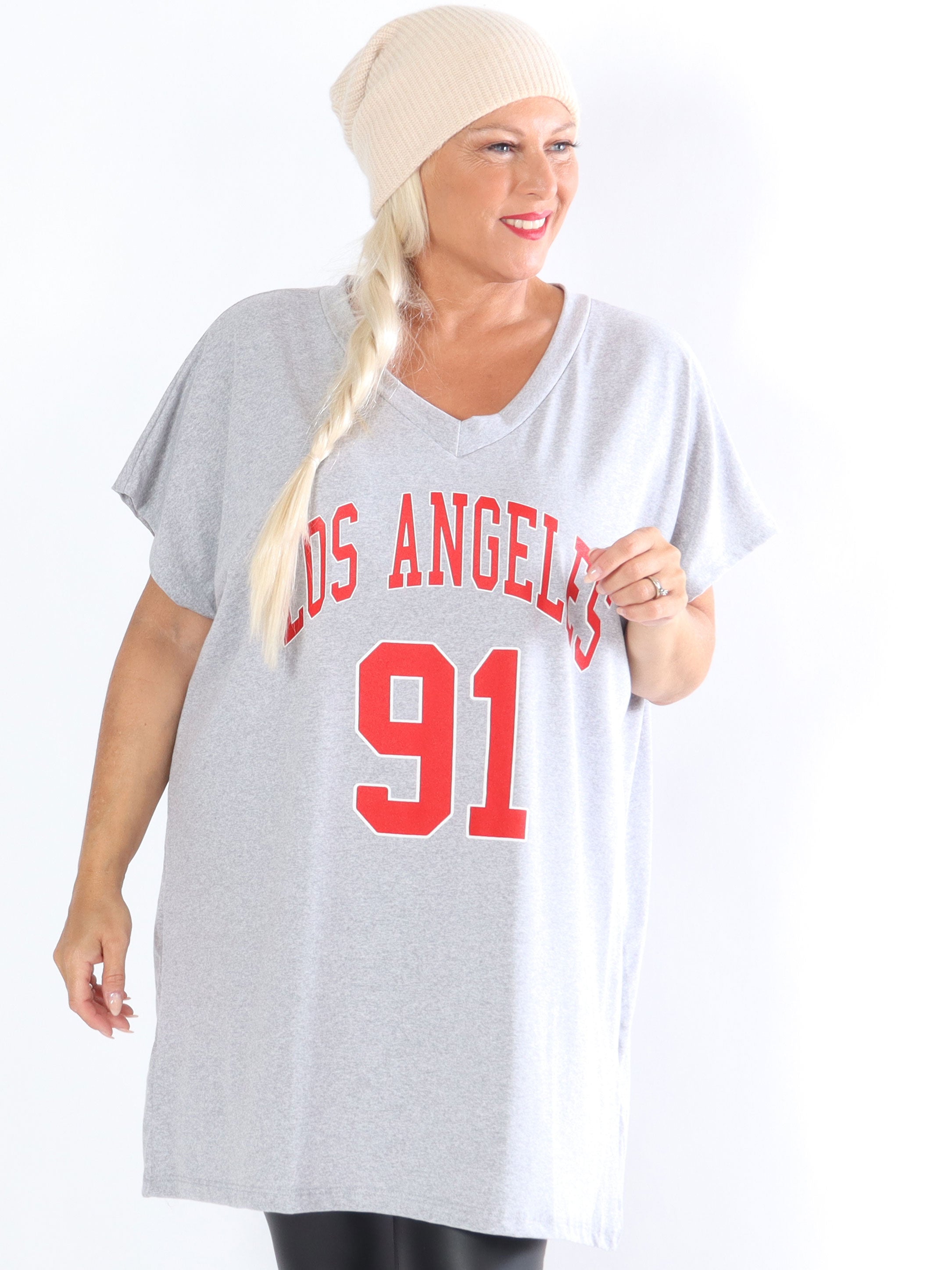 Julia - T-shirt klänning med text framtill