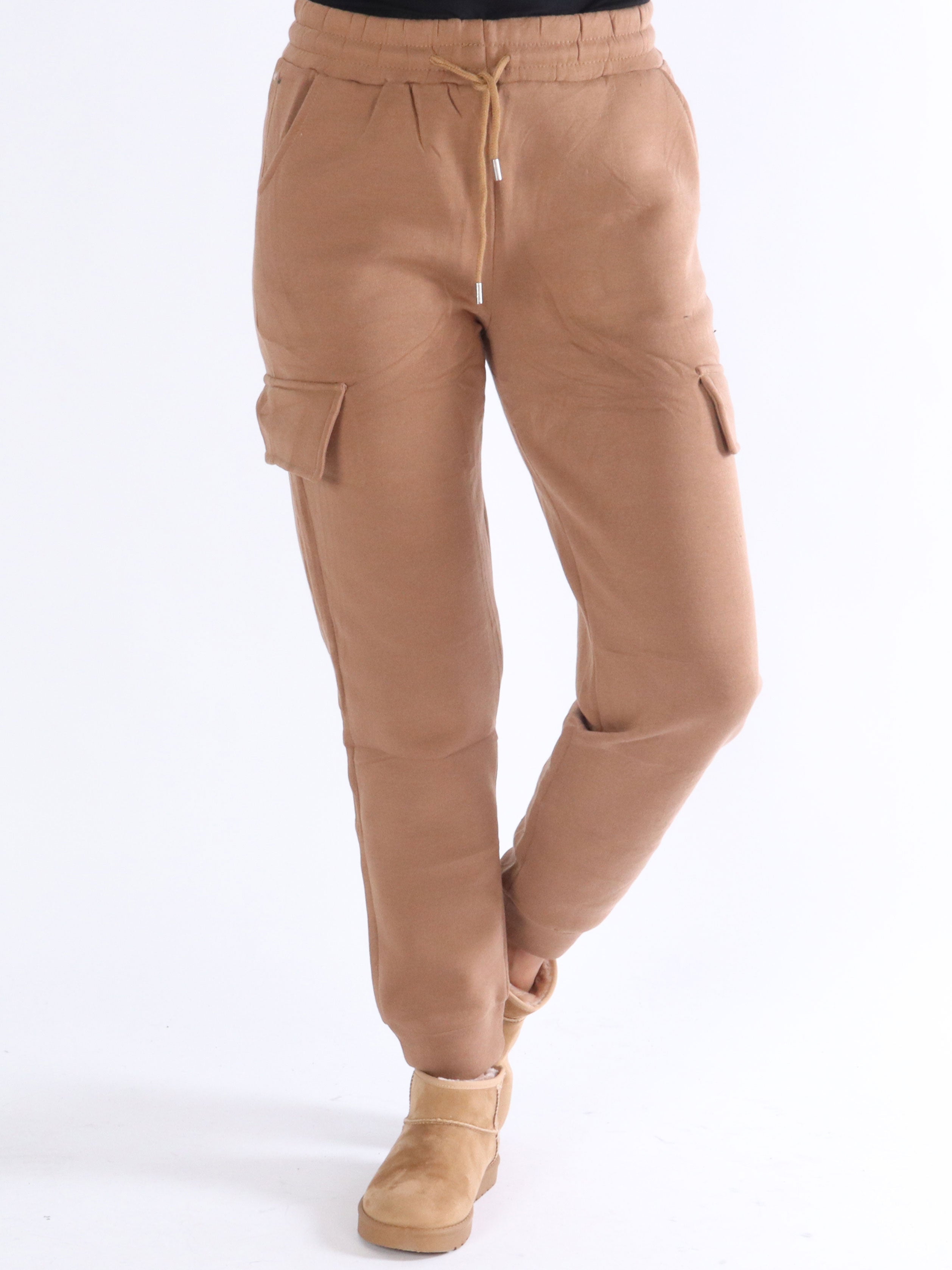 Kaysa - Army green sweatpants