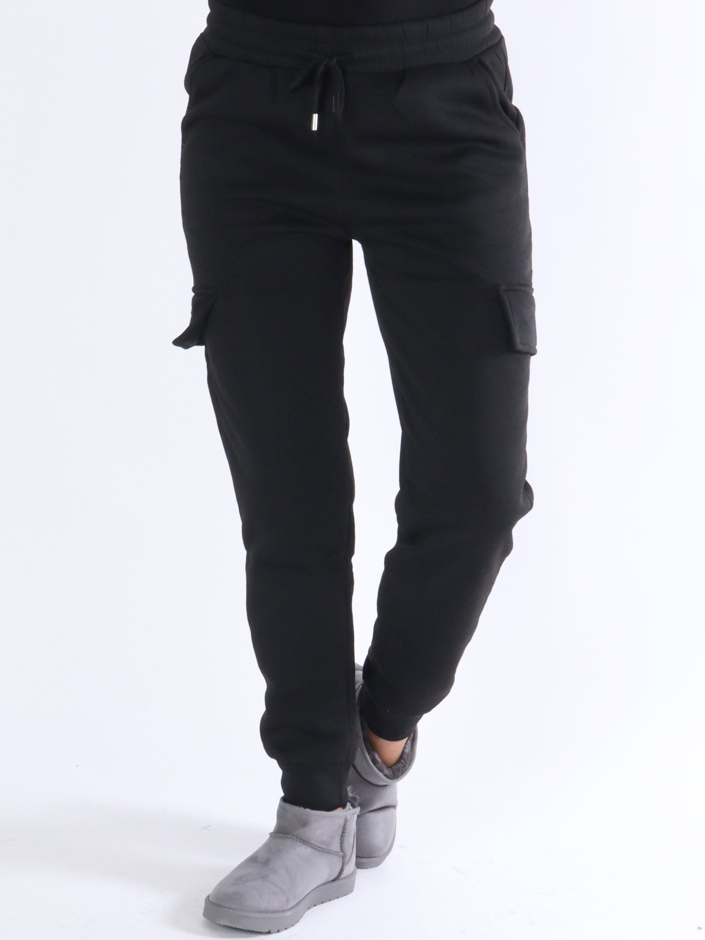 Kaysa - Army green sweatpants