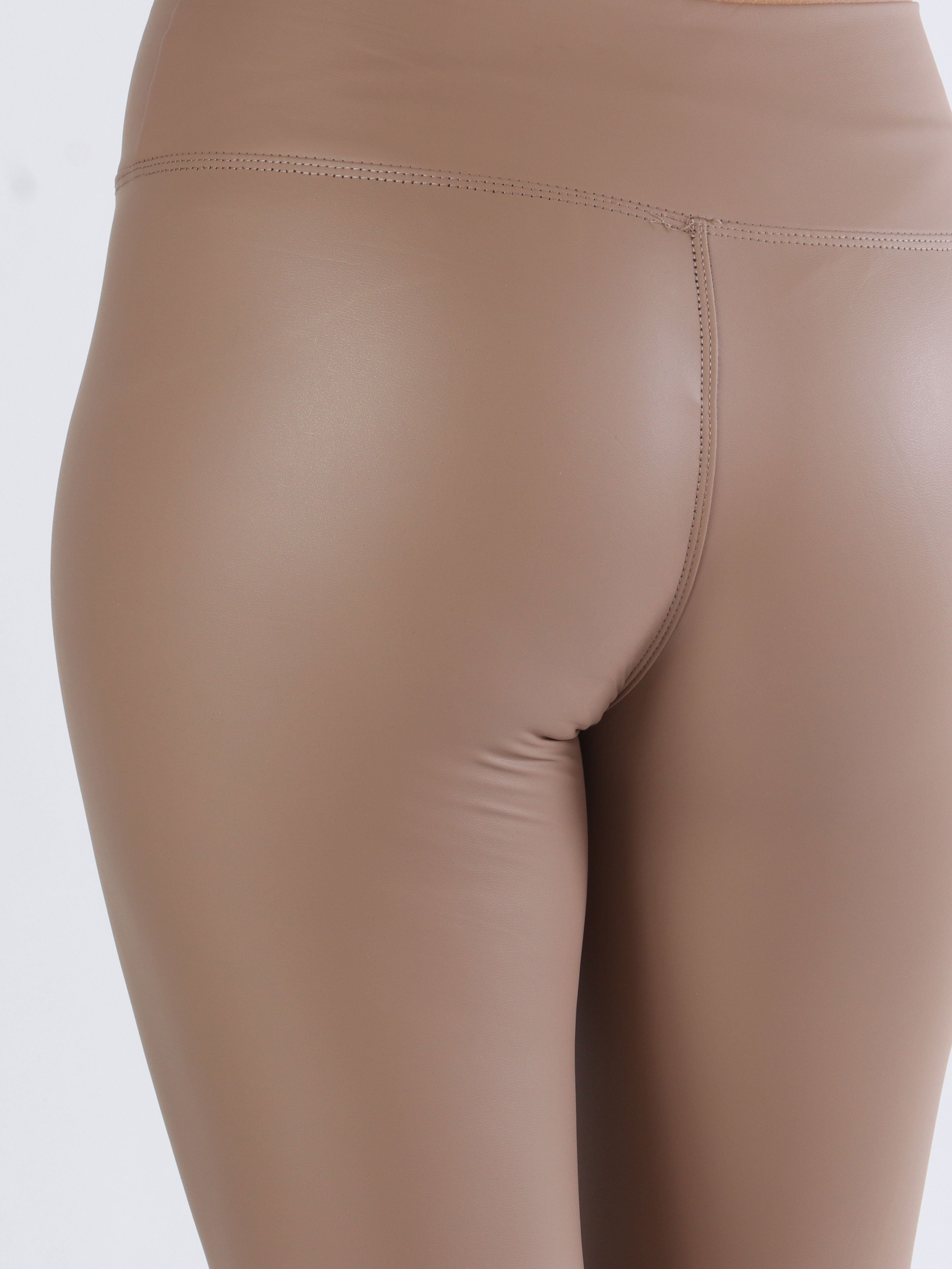 Kim - Elastiska leggings i läderlook med bred kant - Taupe