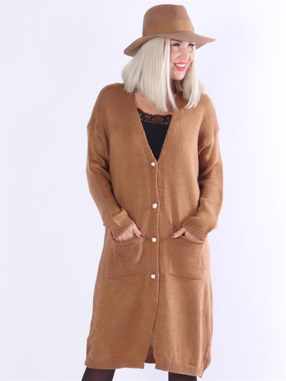 Kirara - Stickad kofta med pärlknappar