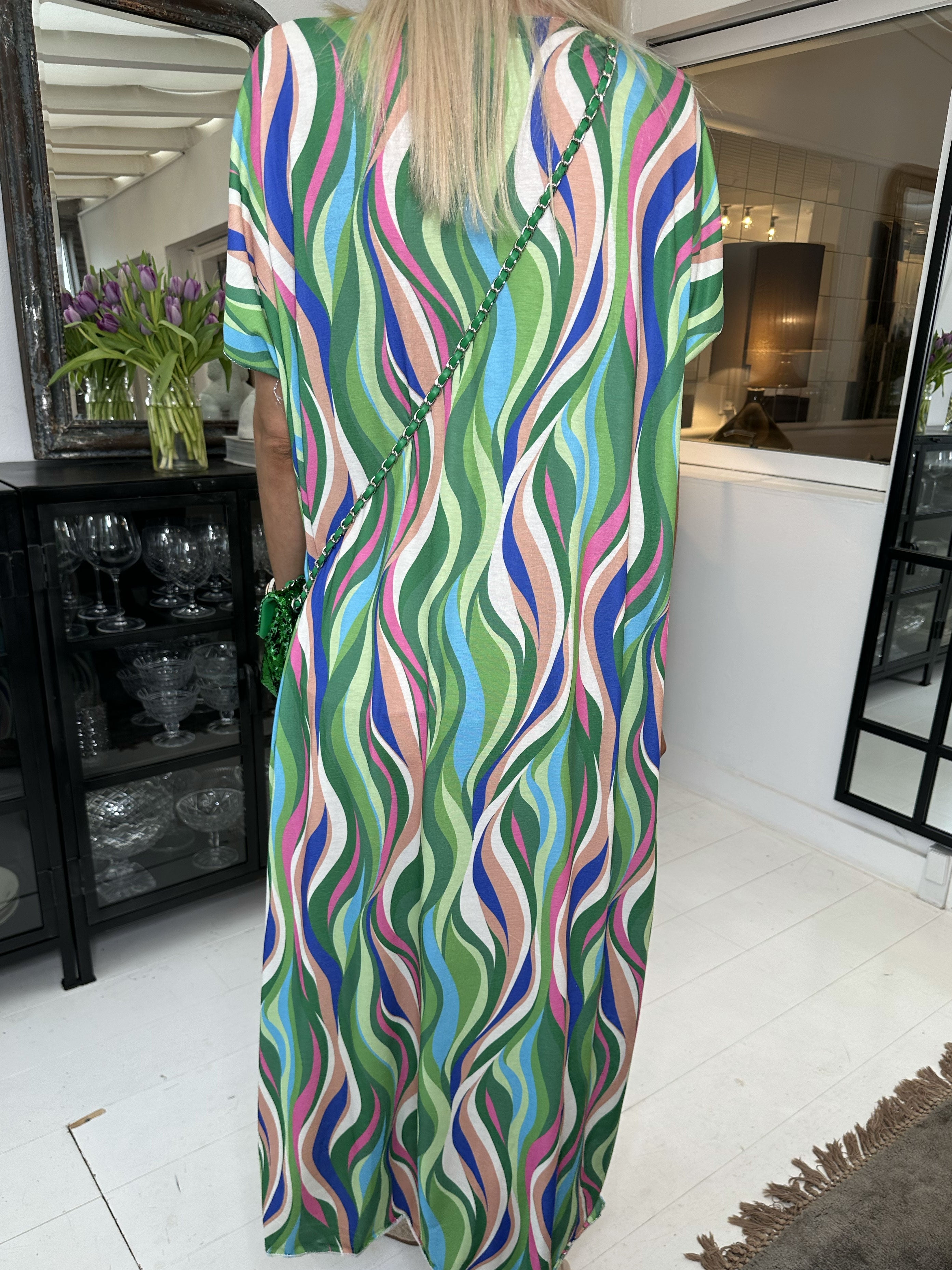 Kirsa long - Mångfärgad lång klänning i mjukt tyg