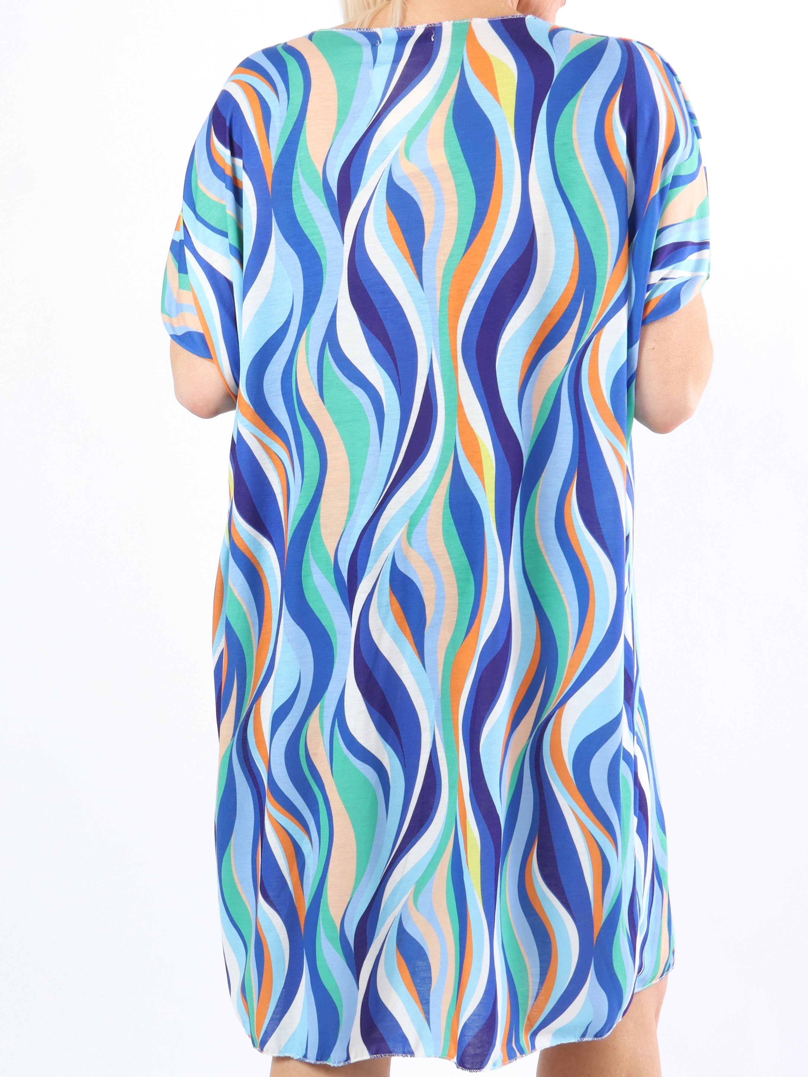 Kirsa Dress - Mjuk multicolor plus size klänning med v-ringning