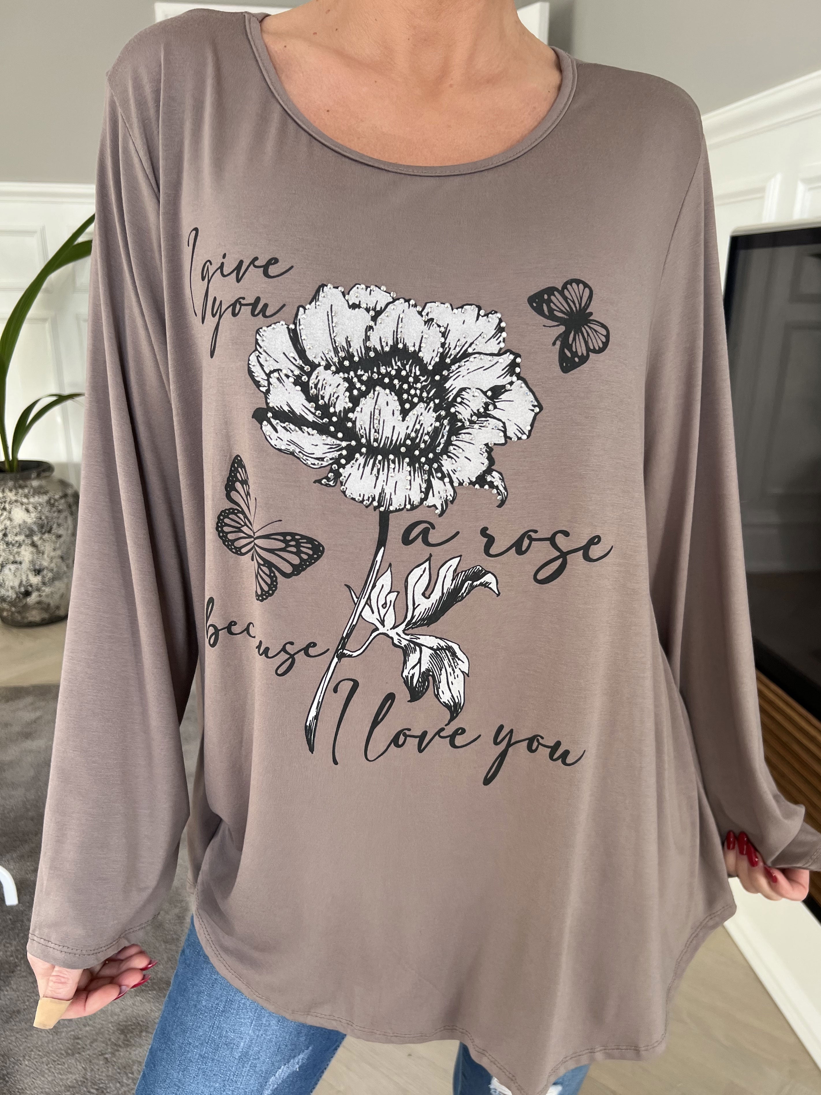 Klara - Jerseyblus i viskos med imiterad kant och tryck