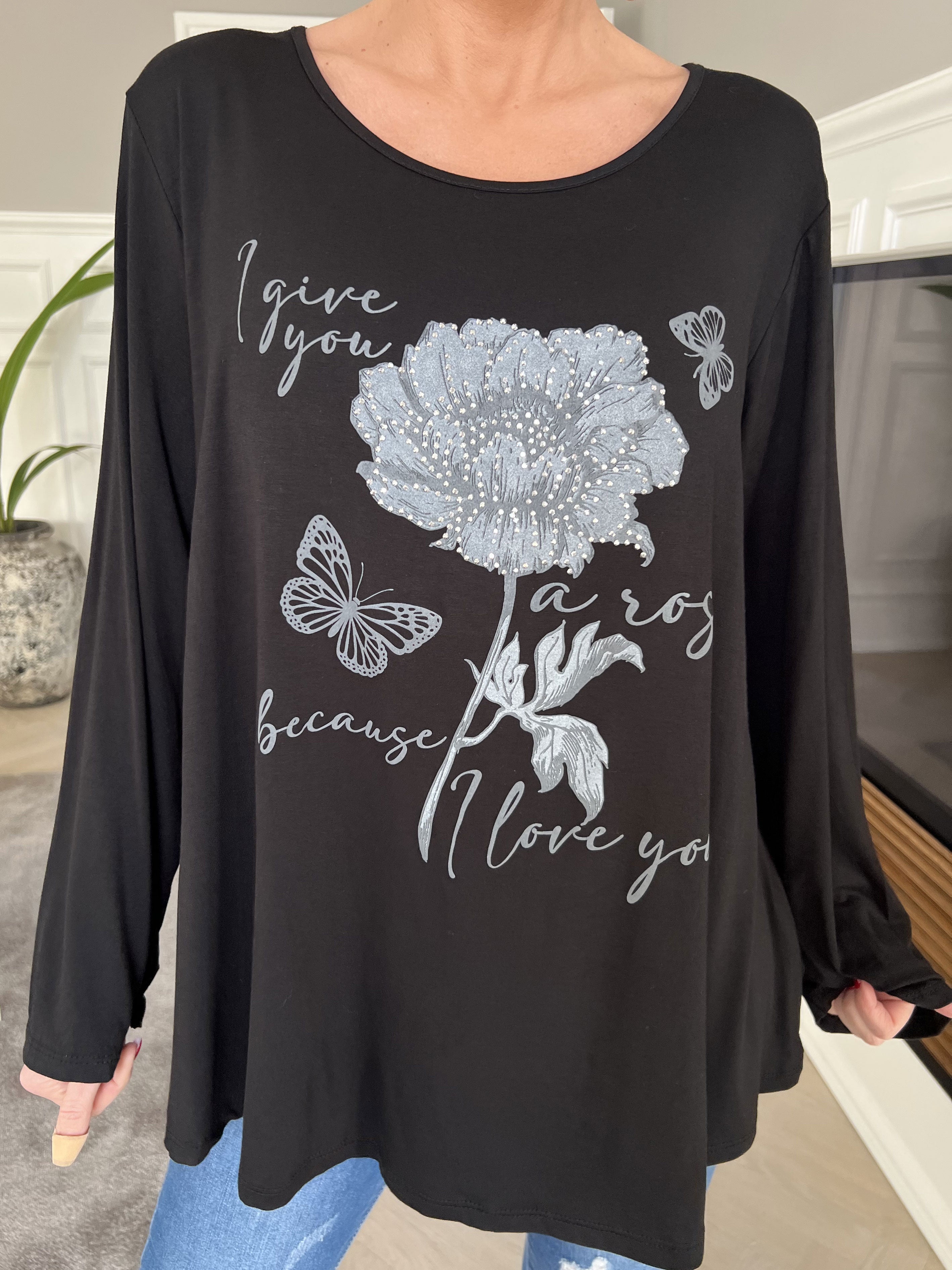 Klara - Jerseyblus i viskos med imiterad kant och tryck