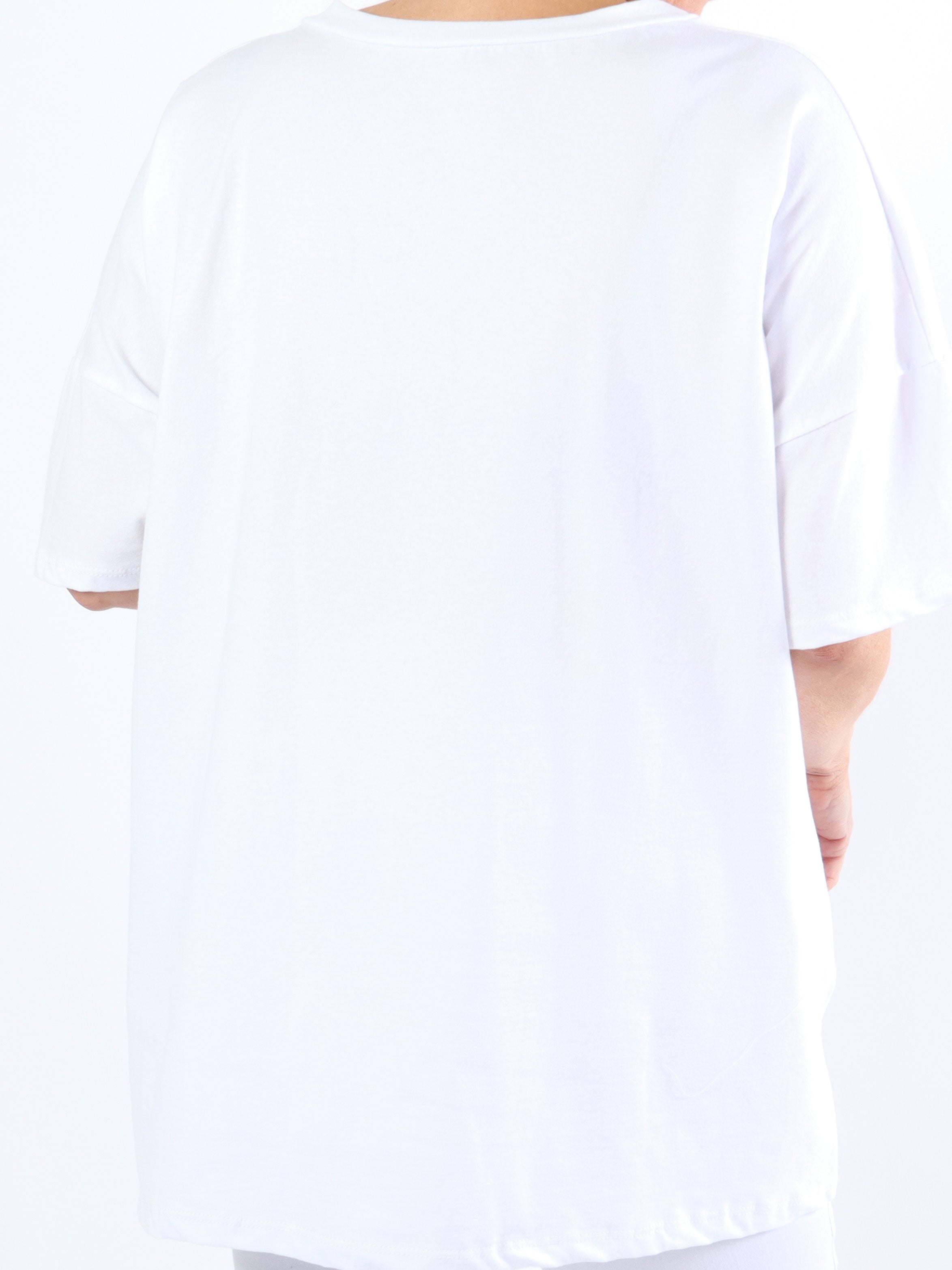 Lady - Vit plus size t-shirt med v-ringning och text på bröstet