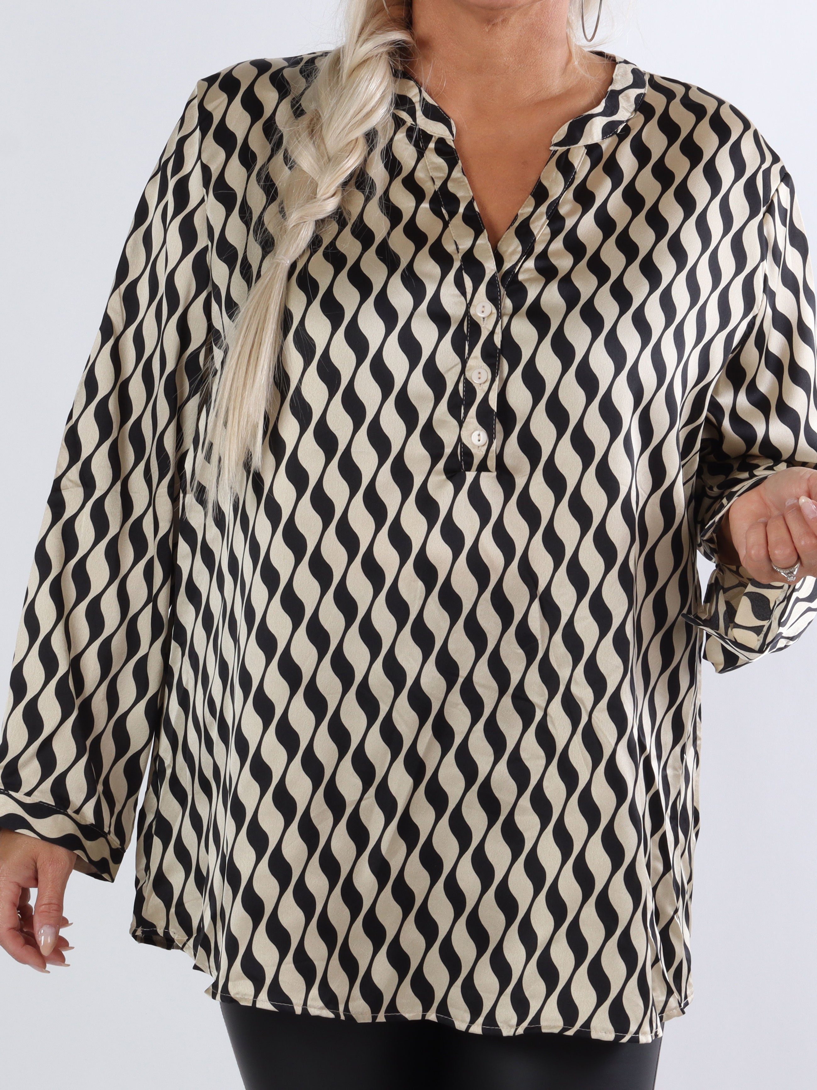 Leona - Mångfärgad mönstrad skjorta i silkeslook