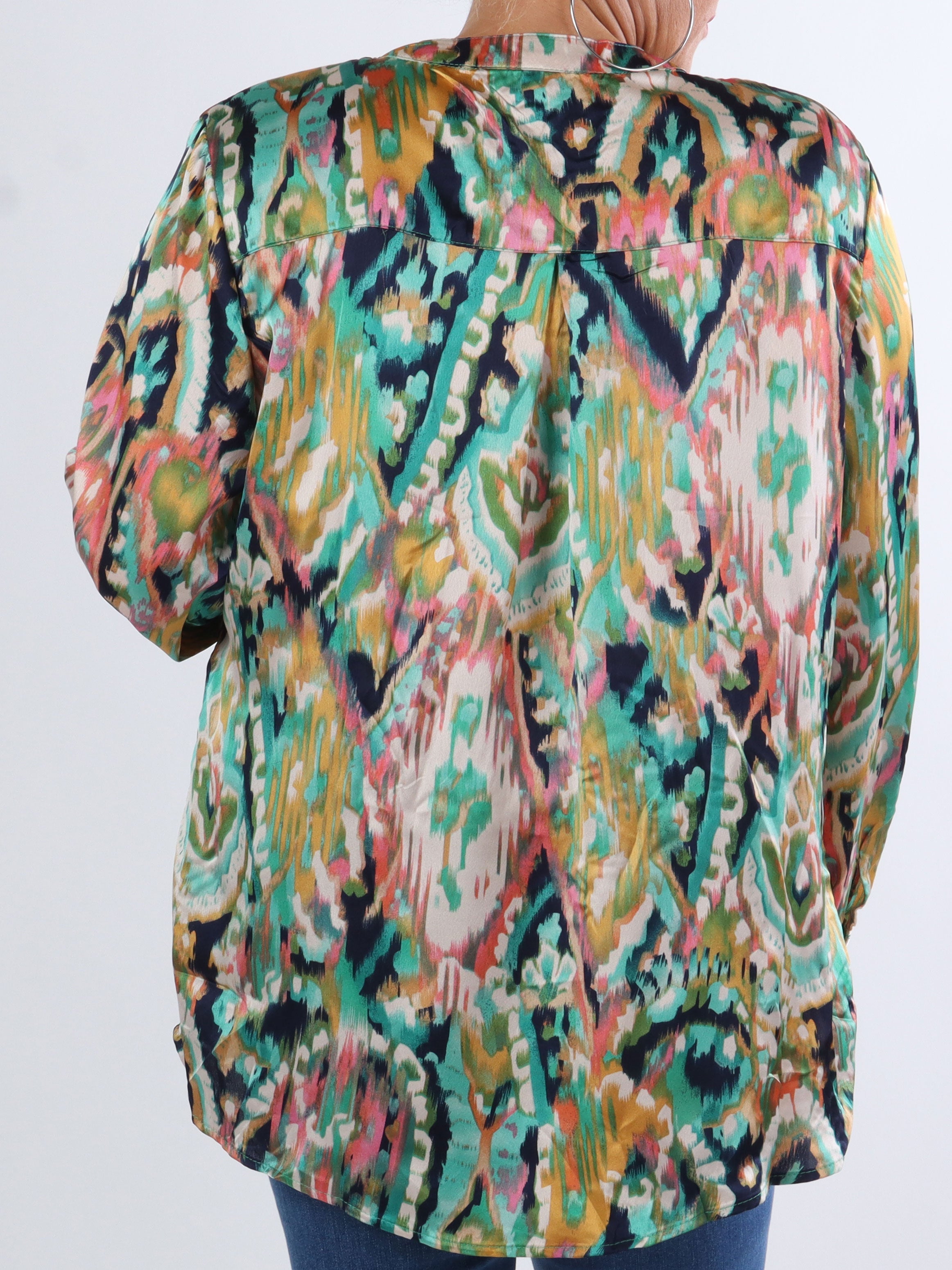 Leona - Mångfärgad mönstrad skjorta i silkeslook - Beige